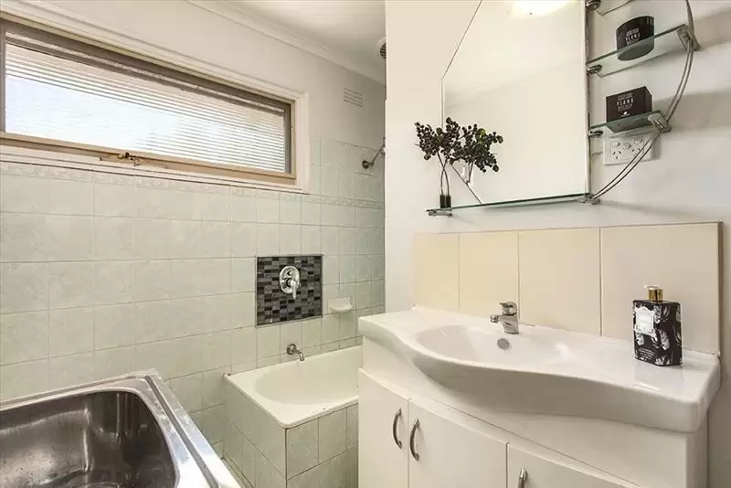 8/68 Raleigh Street, Thornbury Leased by Harcourts Melbourne City - image 4