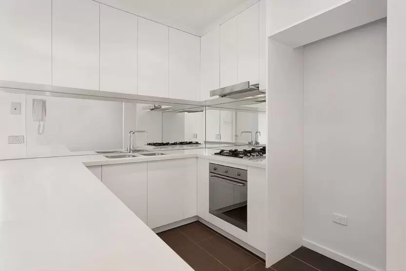 12/2 Walker Street, Moonee Ponds Leased by Harcourts Melbourne City - image 3