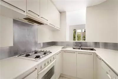 28/1 Wellington Crescent, East Melbourne Leased by Harcourts Melbourne City - image 5