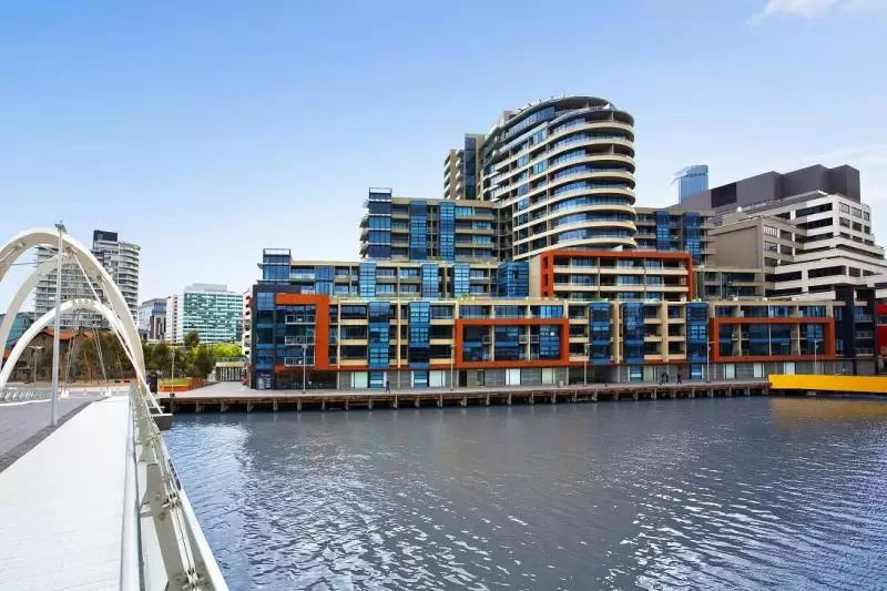 915/60 Siddeley Street, Docklands Leased by Harcourts Melbourne City - image 1