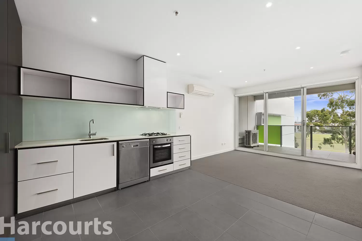 318/86 Macaulay Road, North Melbourne Leased by Harcourts Melbourne City - image 3
