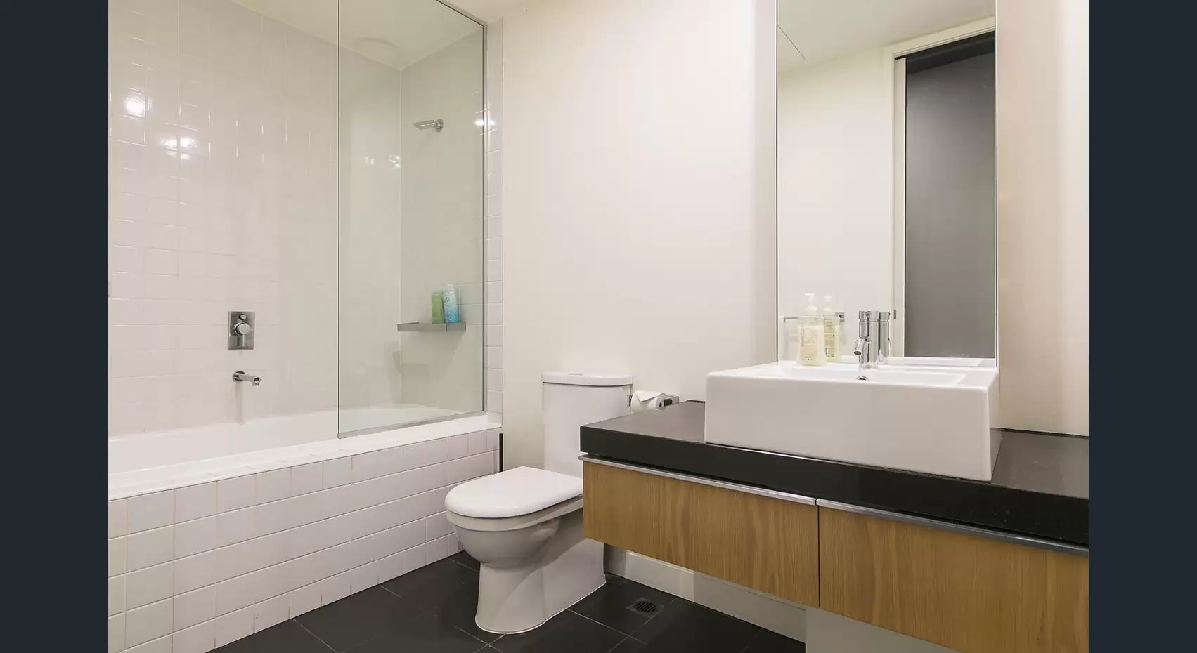 14/2 Exhibition Street, Melbourne Leased by Harcourts Melbourne City - image 3