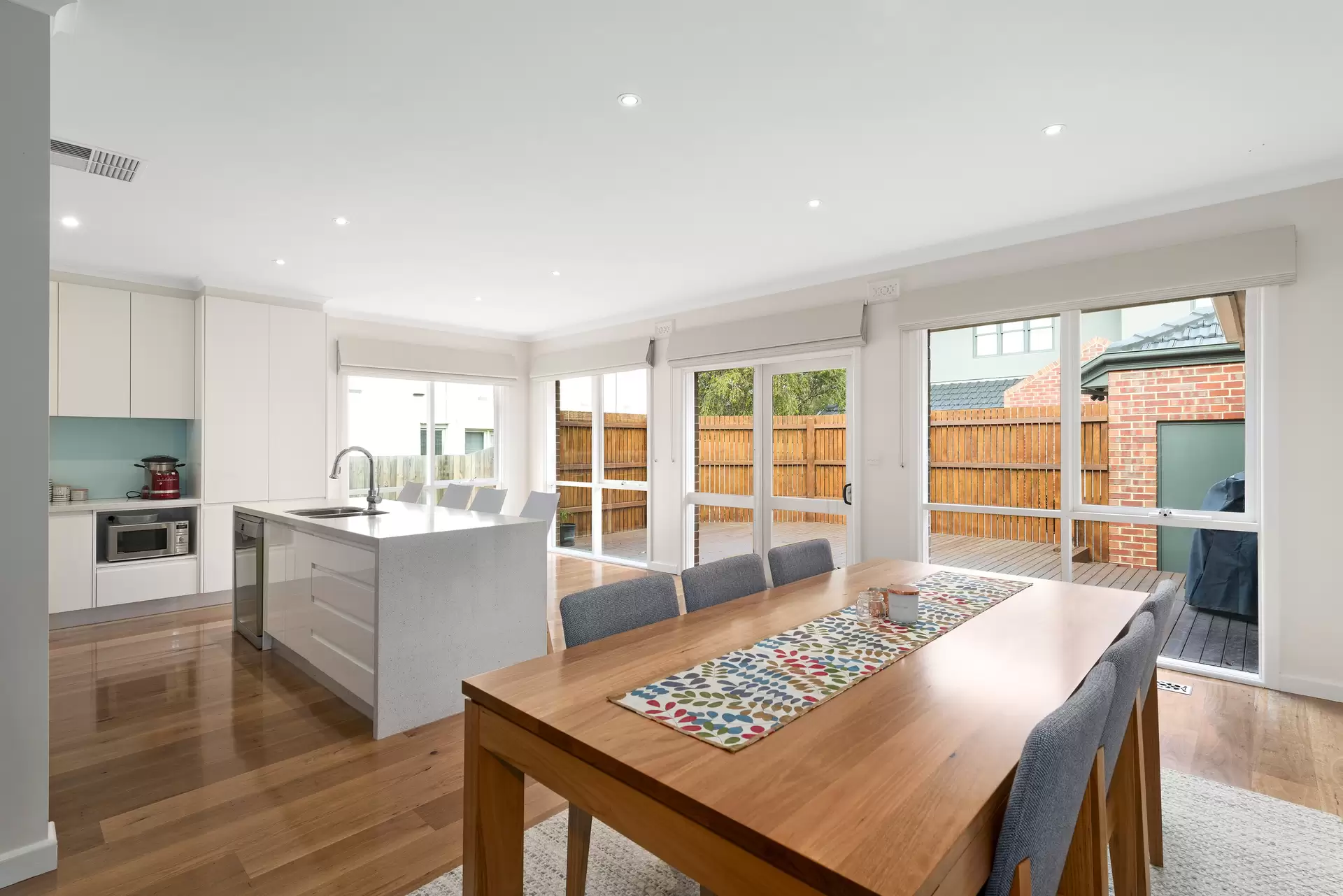 1/30 Baird Street, Ashburton Leased by Harcourts Melbourne City - image 1
