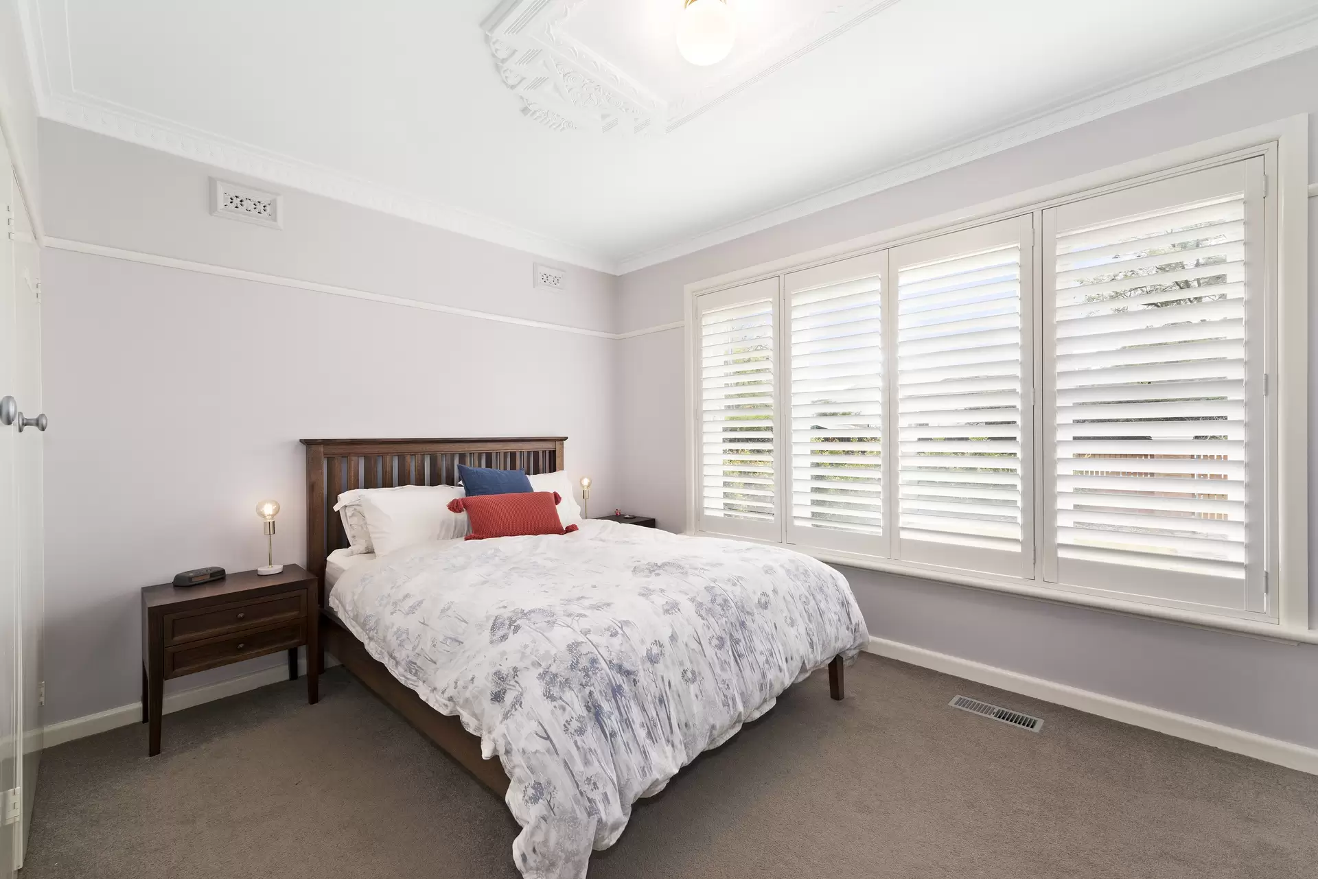 1/30 Baird Street, Ashburton Leased by Harcourts Melbourne City - image 1