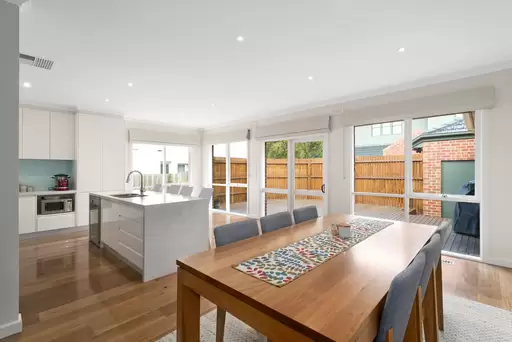 1/30 Baird Street, Ashburton Leased by Harcourts Melbourne City