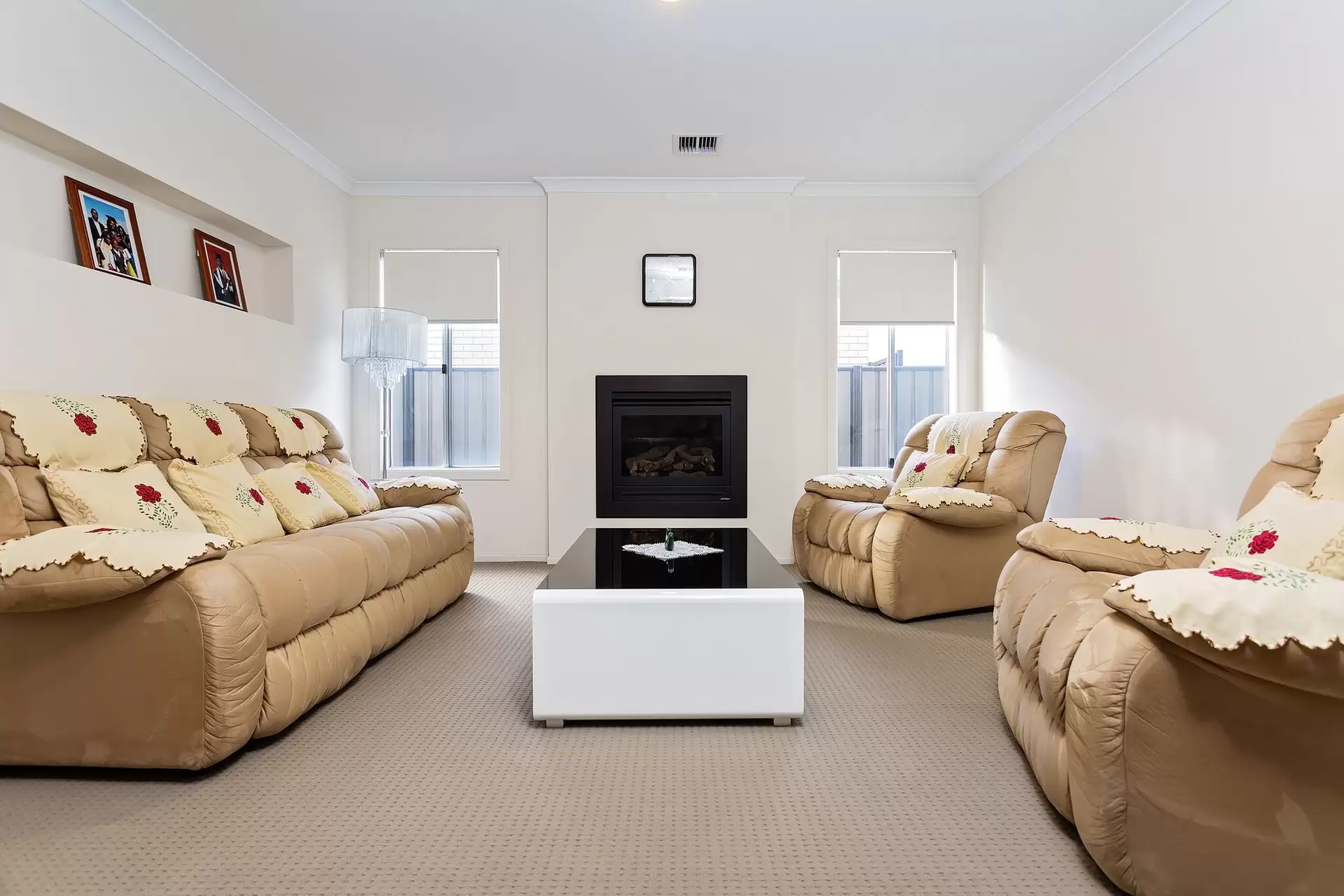 7 Kinnear Avenue, Tarneit Leased by Harcourts Melbourne City - image 1