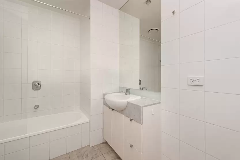 281/88 Kavanagh Street, Southbank Leased by Harcourts Melbourne City - image 6