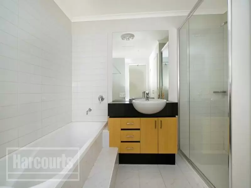 35/30 Chetwynd Street, West Melbourne Sold by Harcourts Melbourne City - image 6