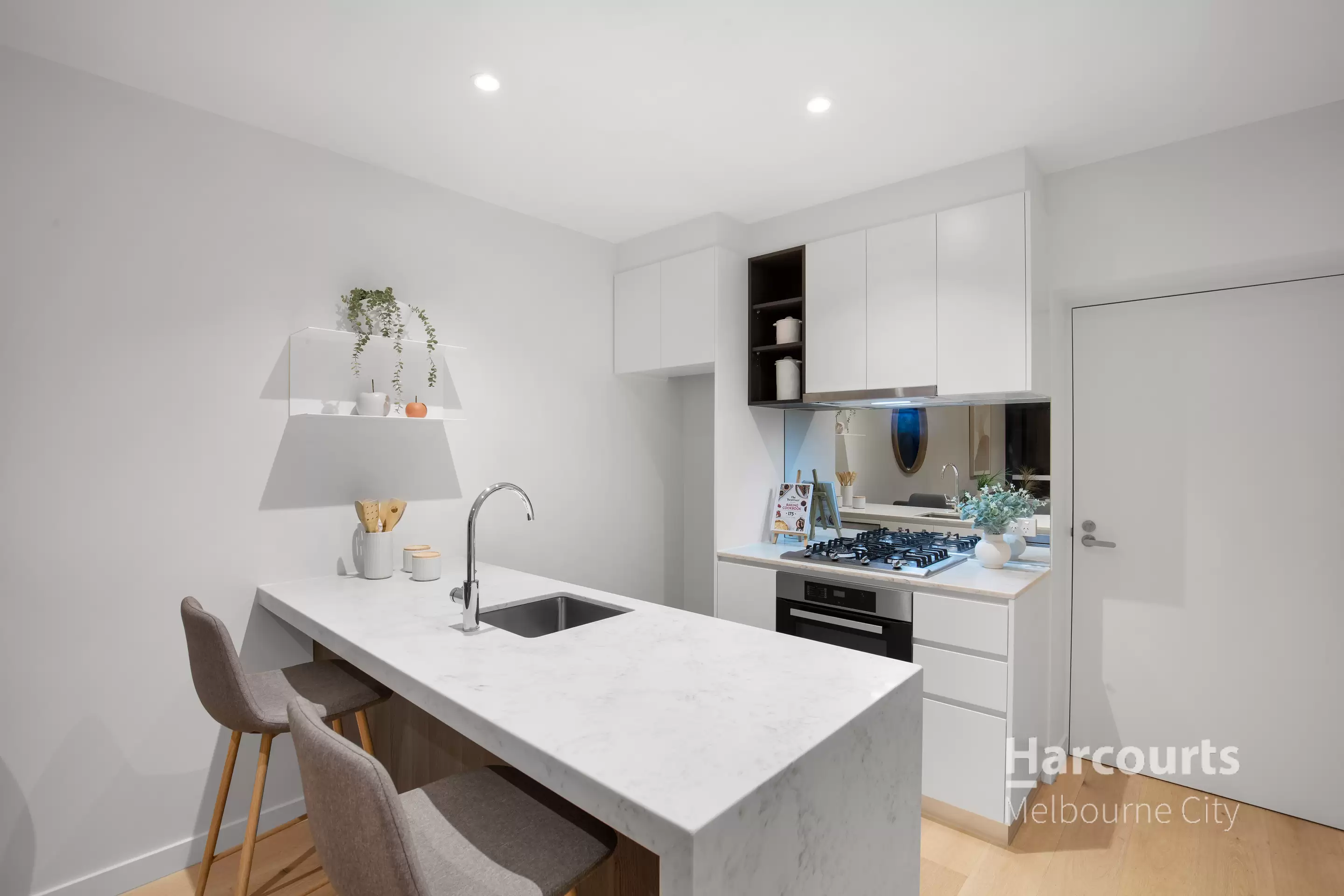 2101/245 City Road, Southbank Sold by Harcourts Melbourne City - image 4