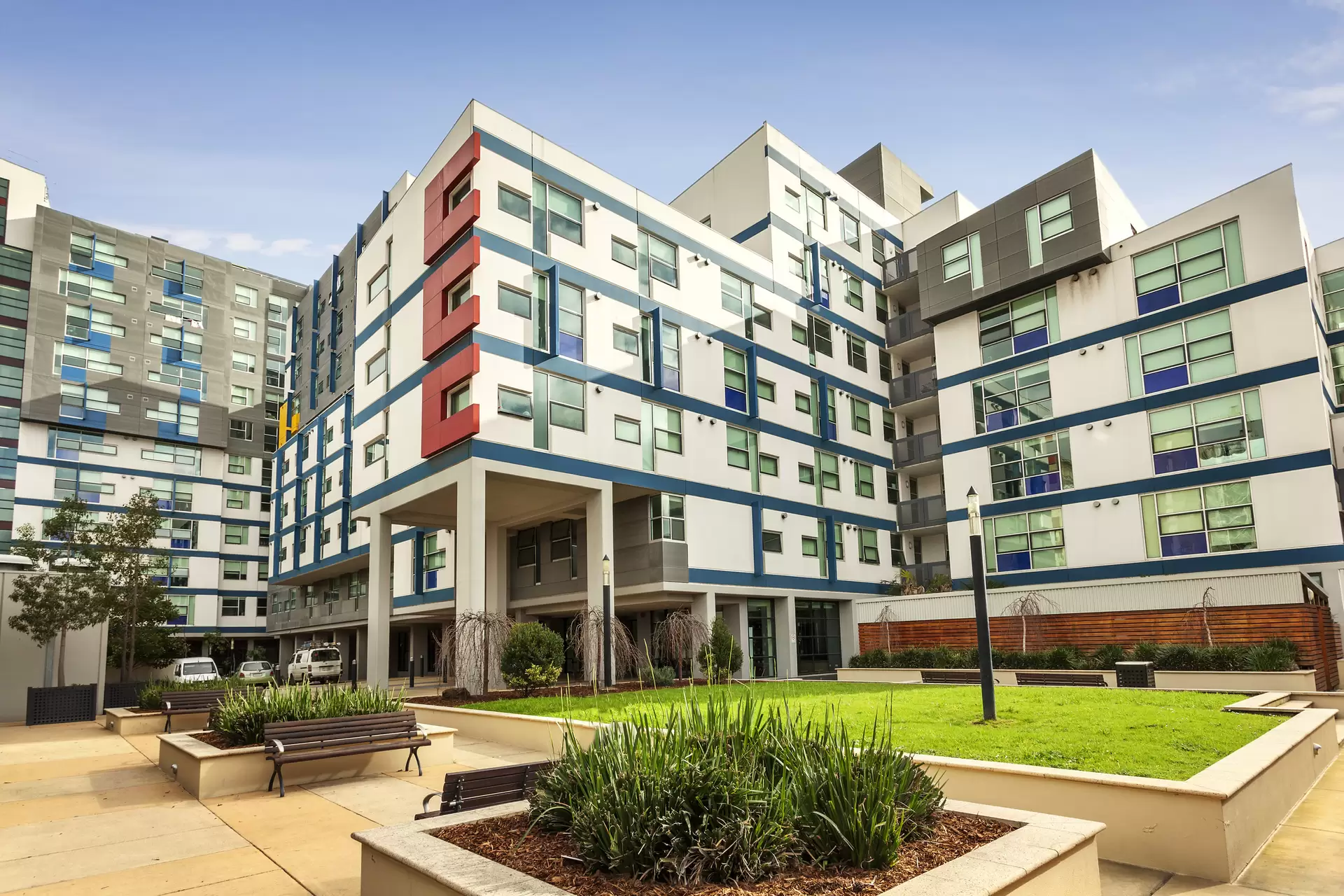 531/800 Swanston Street, Carlton Sold by Harcourts Melbourne City - image 1