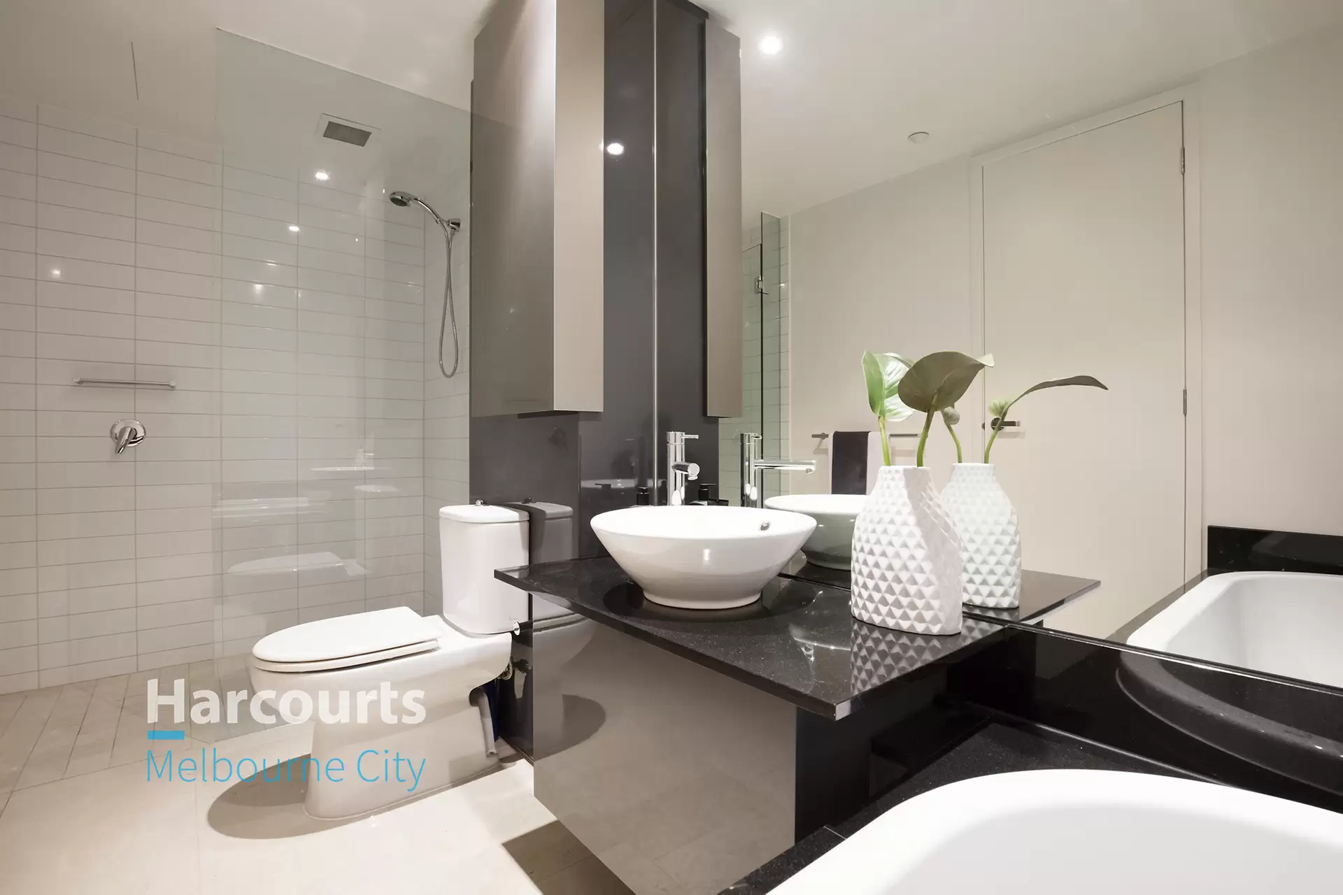 4304/7 Riverside Quay, Southbank Sold by Harcourts Melbourne City - image 1