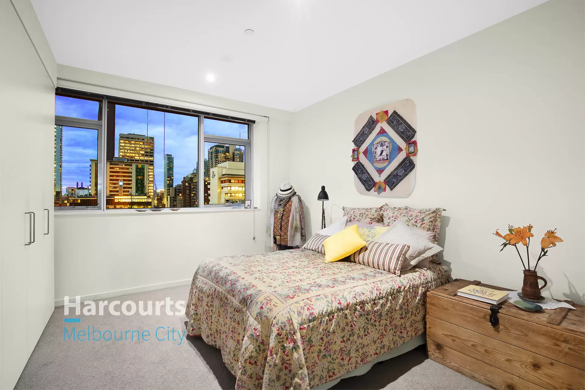 713/118 Russell Street, Melbourne Sold by Harcourts Melbourne City - image 1