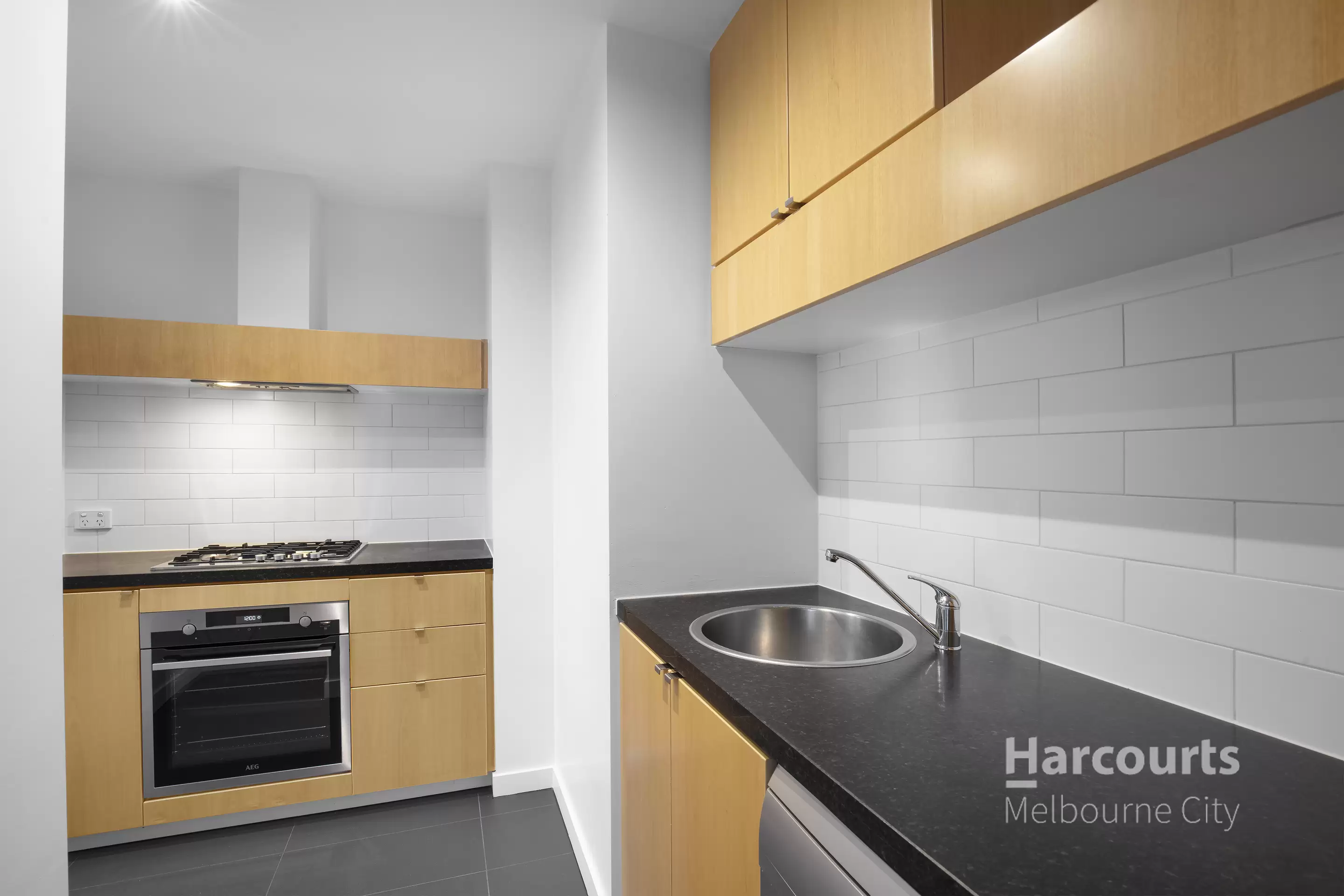 3313/22-24 Jane Bell Lane, Melbourne Leased by Harcourts Melbourne City - image 4