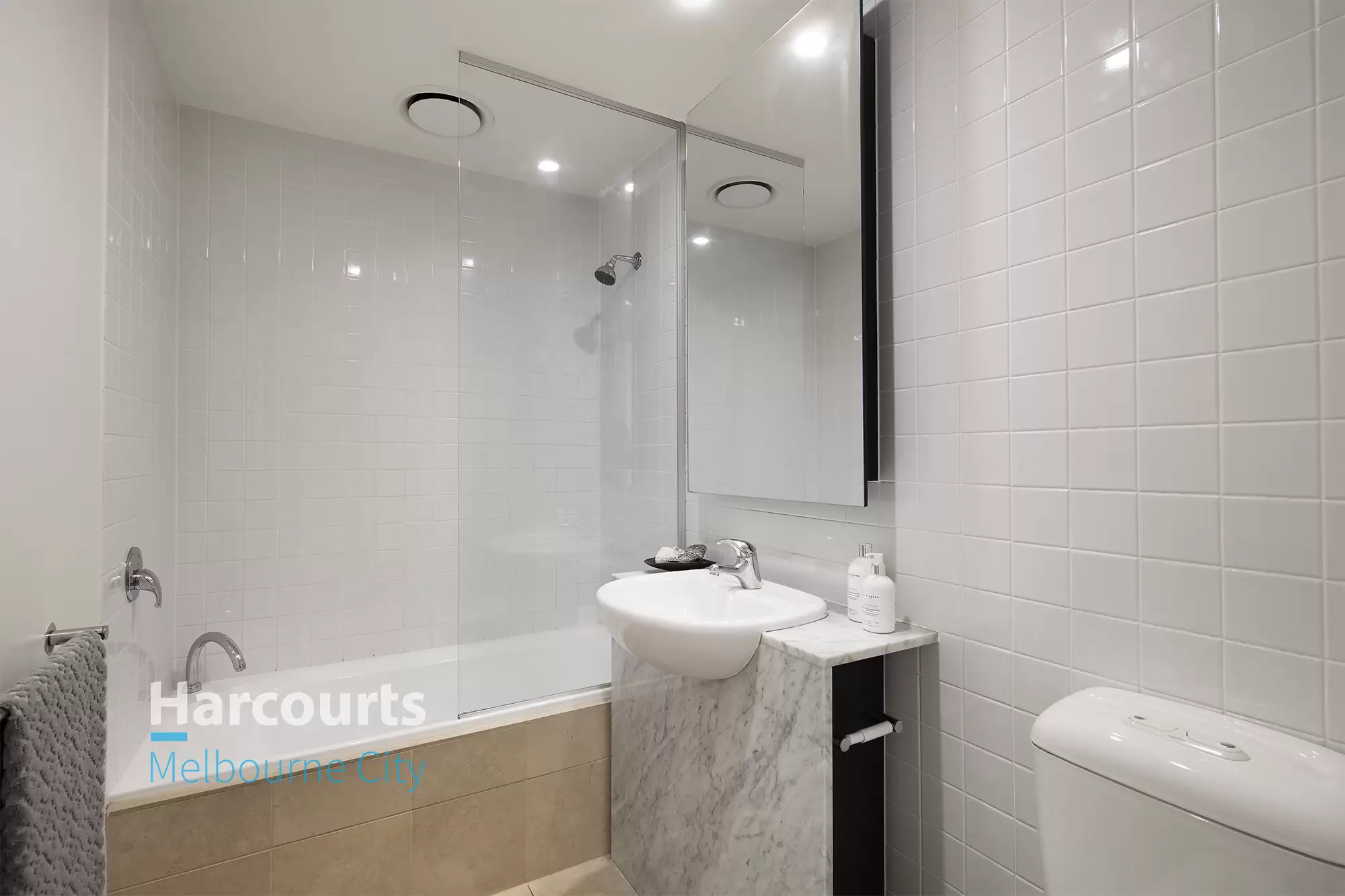 510/118 Russell Street, Melbourne Sold by Harcourts Melbourne City - image 6