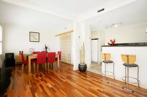 3/388 Victoria Parade, East Melbourne Leased by Harcourts Melbourne City