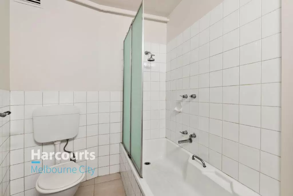 9H/131 Lonsdale Street, Melbourne Leased by Harcourts Melbourne City - image 6