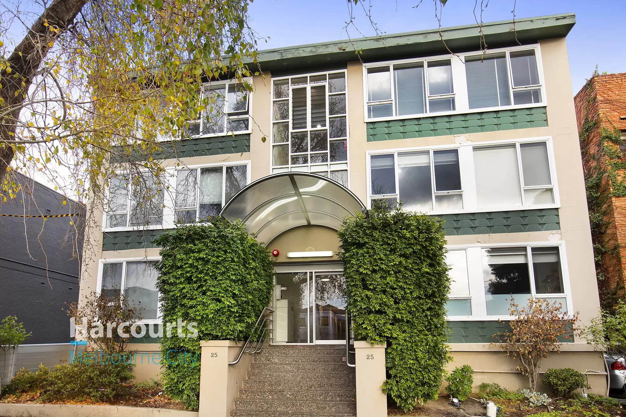 25 Hotham Street, East Melbourne Leased by Harcourts Melbourne City - image 4