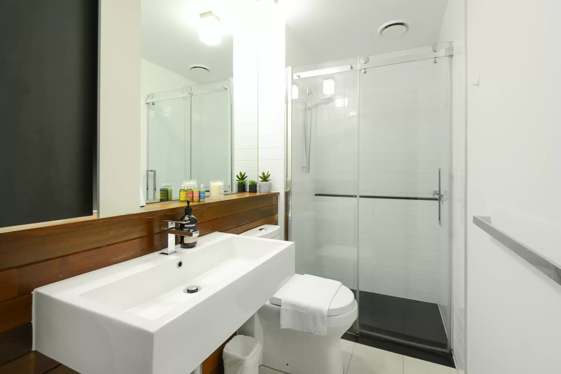 406/18 Russell Place, Melbourne Leased by Harcourts Melbourne City - image 1