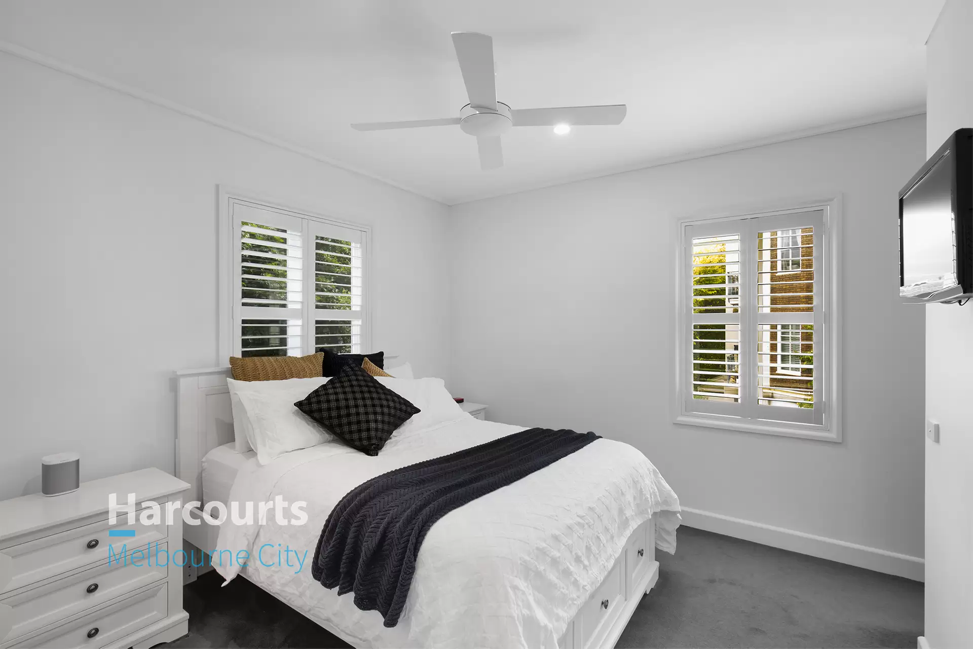 10/6 Wellington Crescent, East Melbourne Sold by Harcourts Melbourne City - image 1