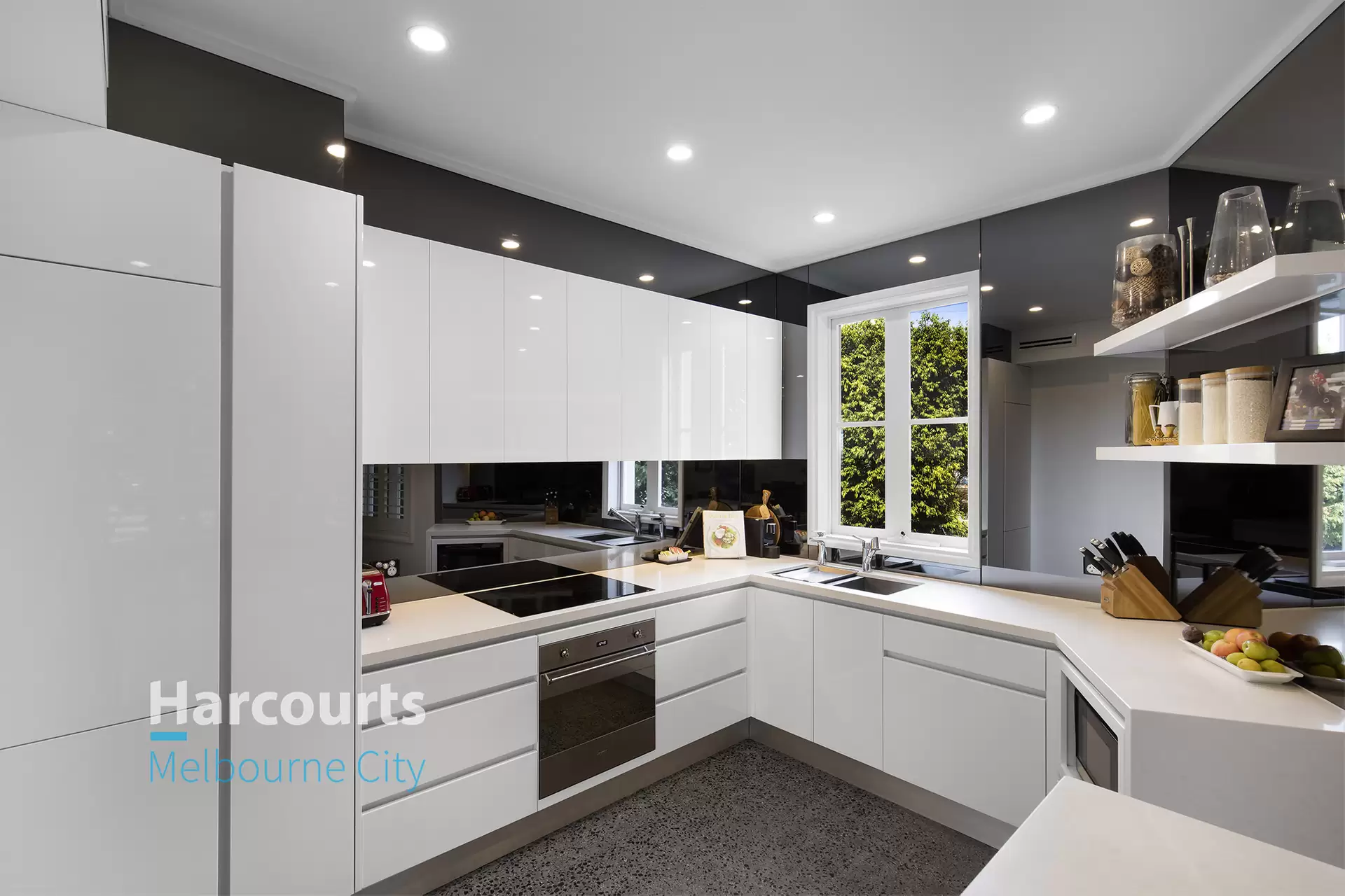 10/6 Wellington Crescent, East Melbourne Sold by Harcourts Melbourne City - image 1