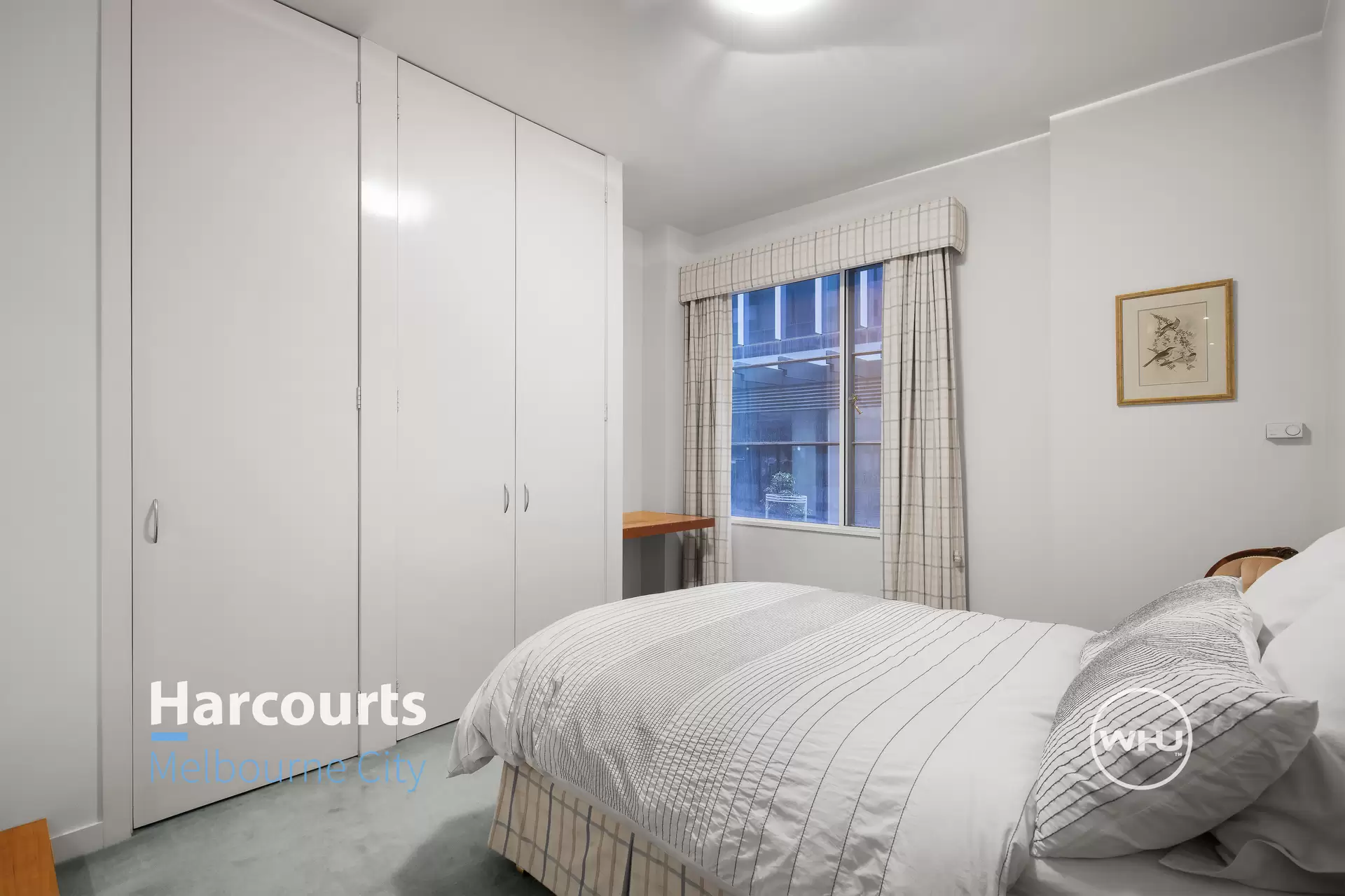 1/50 Little La Trobe Street, Melbourne Sold by Harcourts Melbourne City - image 1