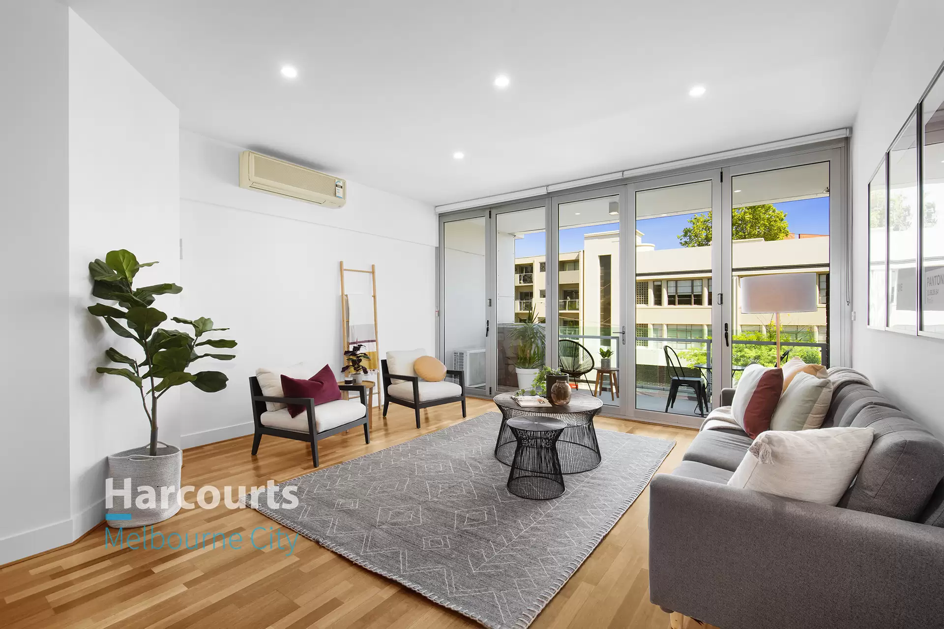 3/43 Rosslyn Street, West Melbourne Sold by Harcourts Melbourne City - image 1