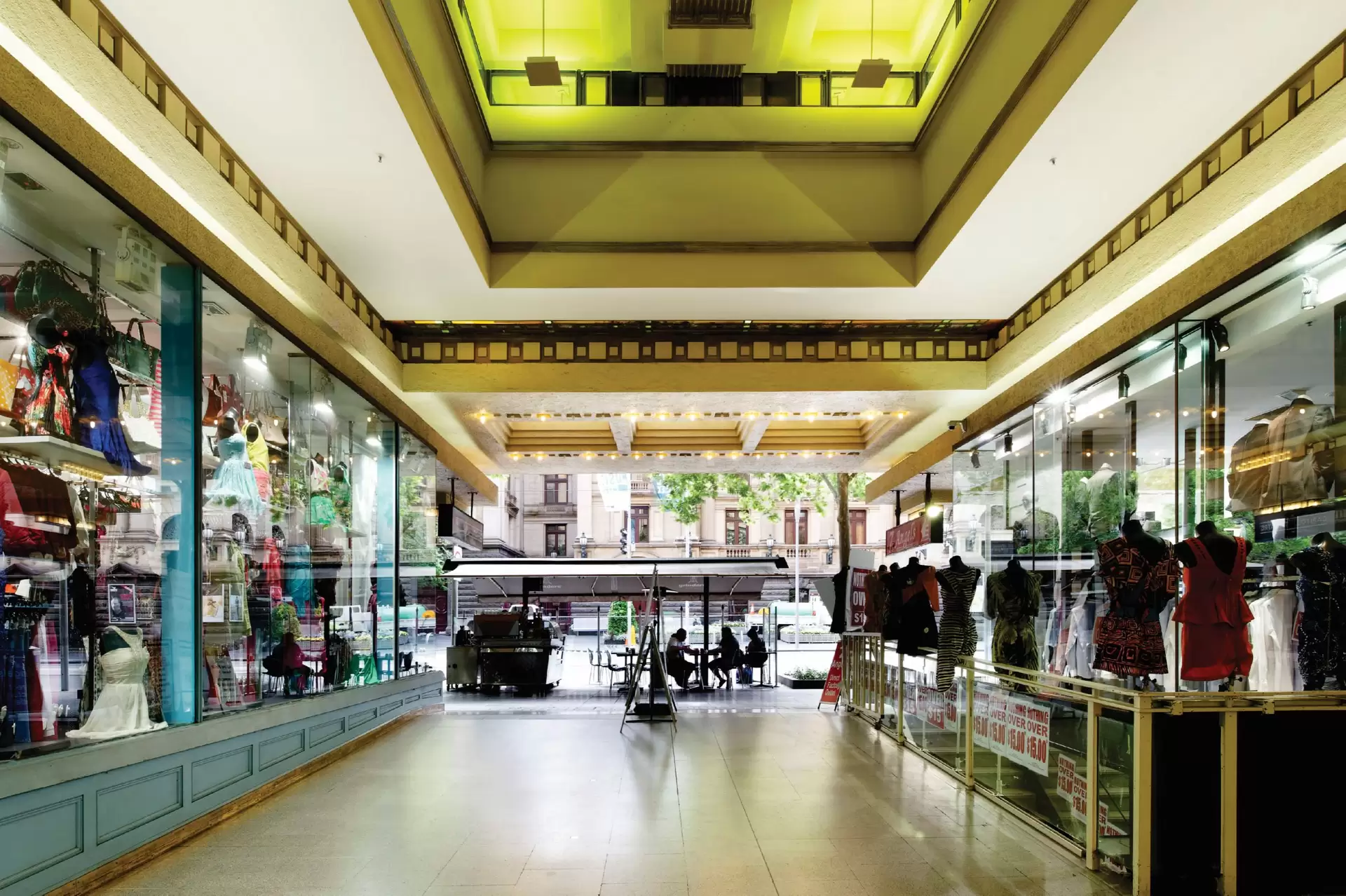 303/115 Swanston Street, Melbourne Sold by Harcourts Melbourne City - image 1