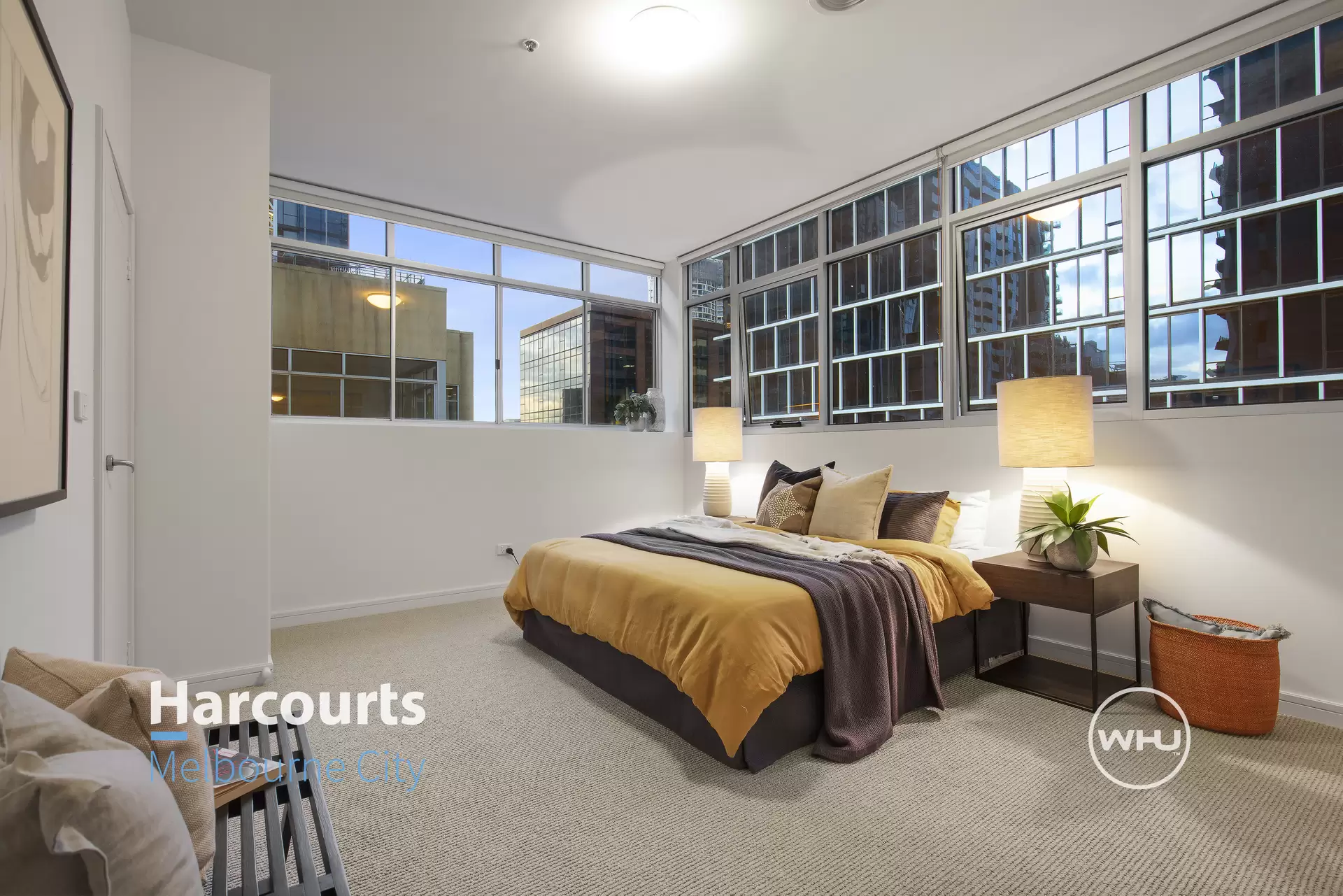 50/398 La Trobe Street, Melbourne Sold by Harcourts Melbourne City - image 1