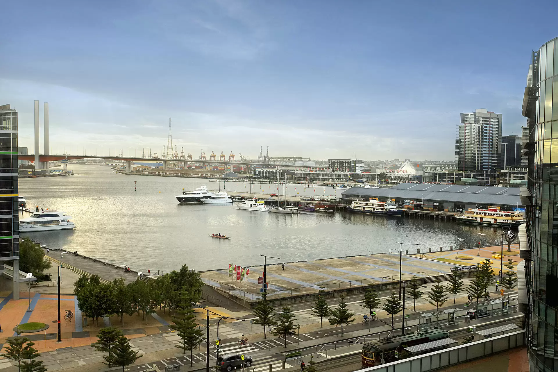 911/100 Harbour Esplanade, Docklands Leased by Harcourts Melbourne City - image 1