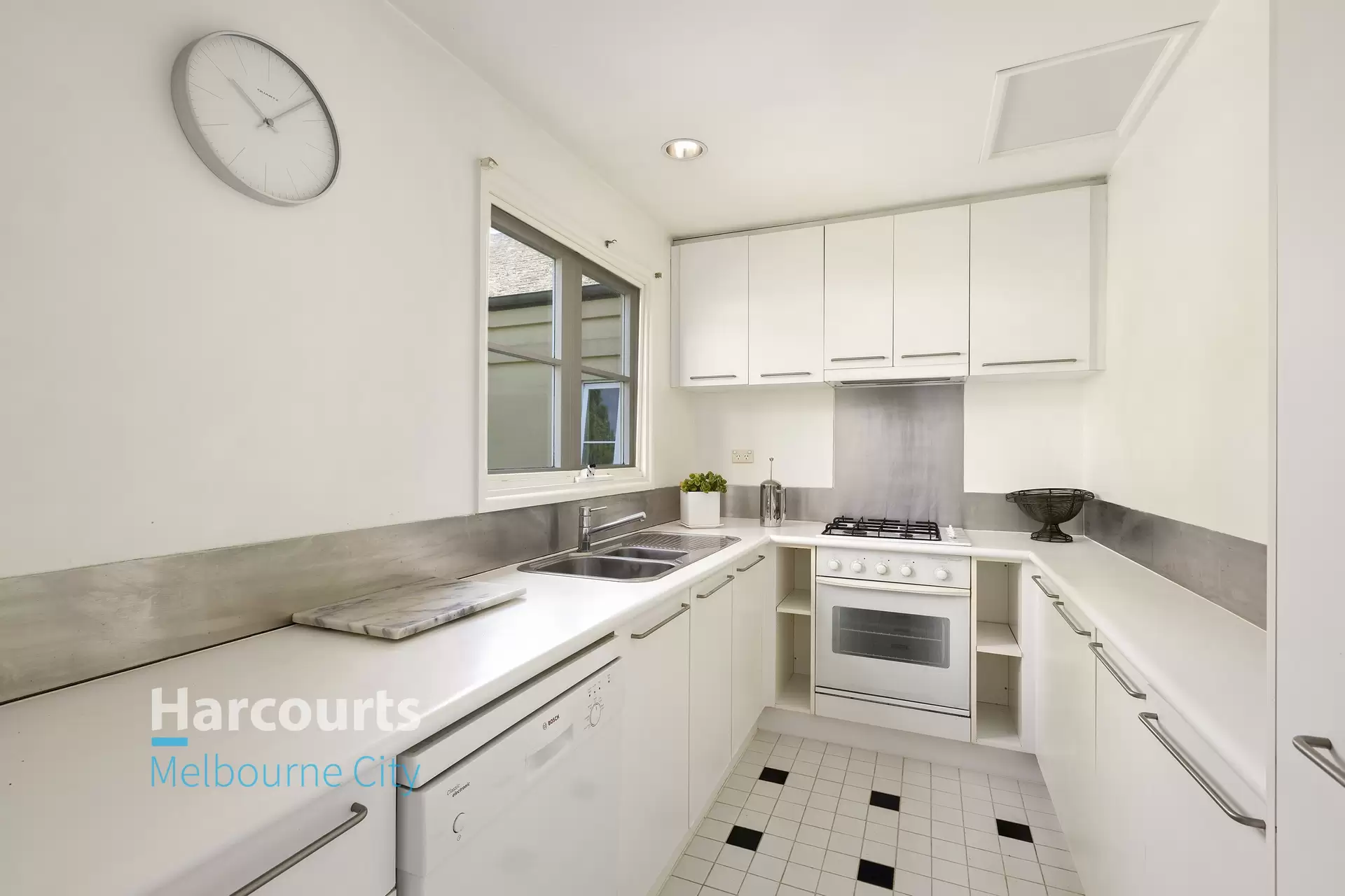 63/1 Wellington Crescent, East Melbourne Leased by Harcourts Melbourne City - image 1