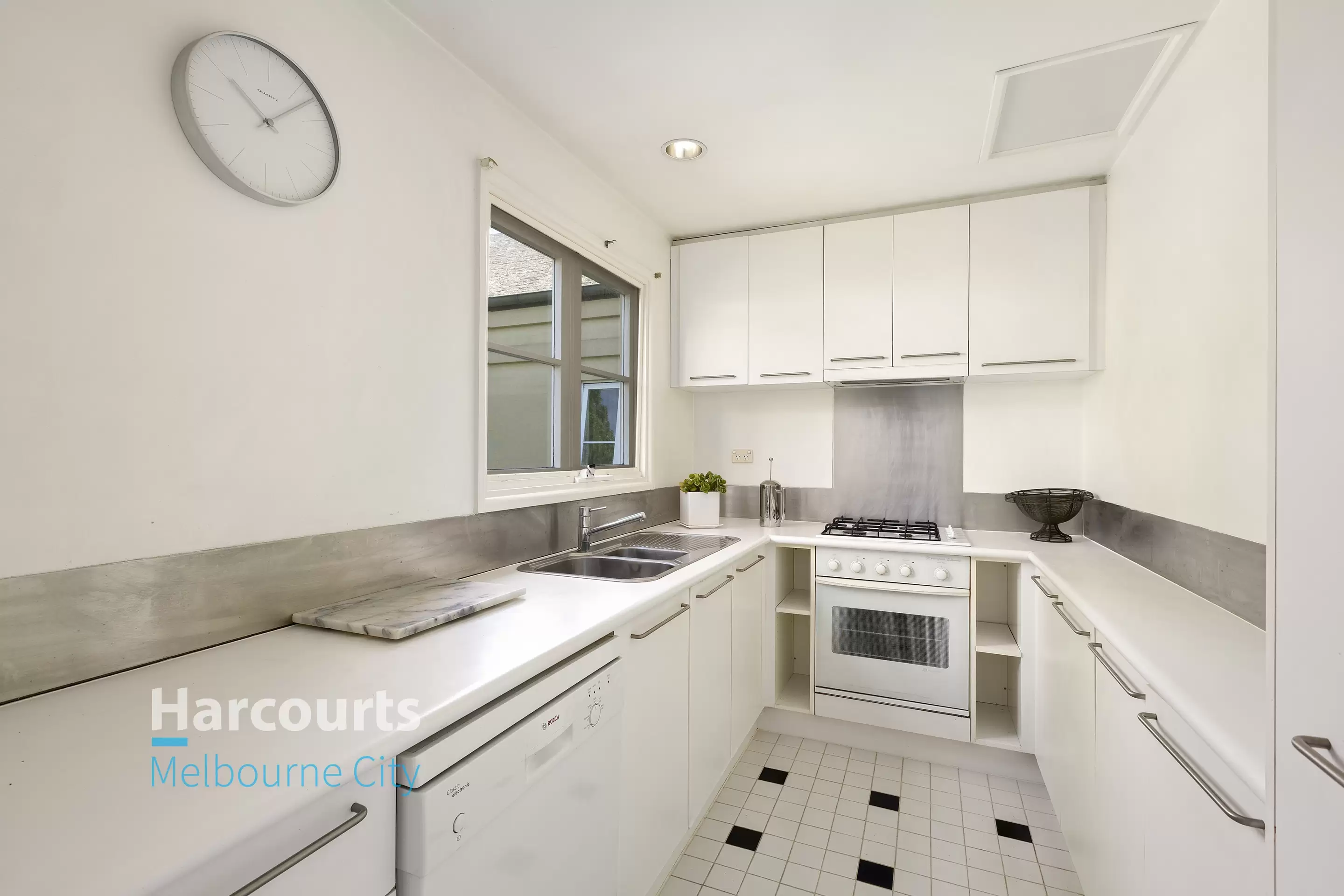 63/1 Wellington Crescent, East Melbourne Leased by Harcourts Melbourne City - image 3
