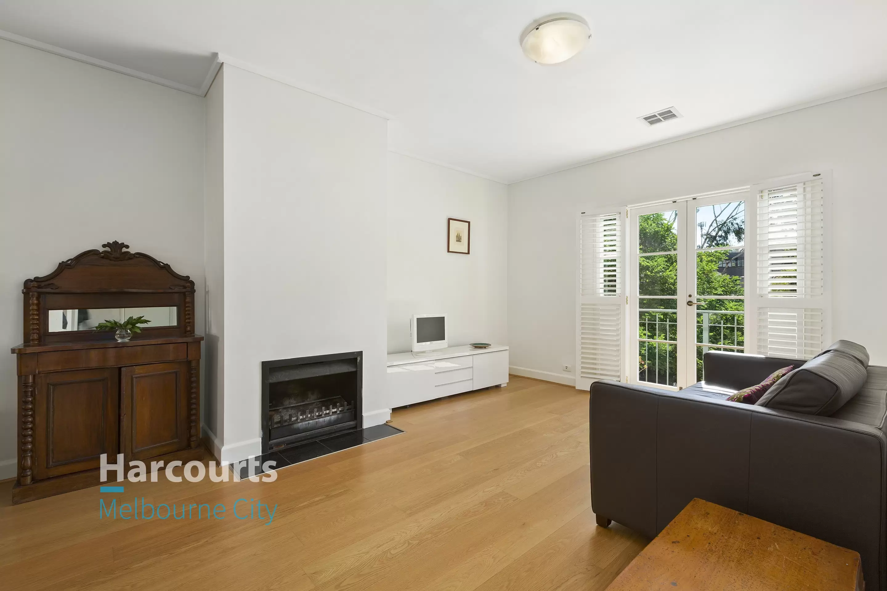 63/1 Wellington Crescent, East Melbourne Leased by Harcourts Melbourne City - image 2
