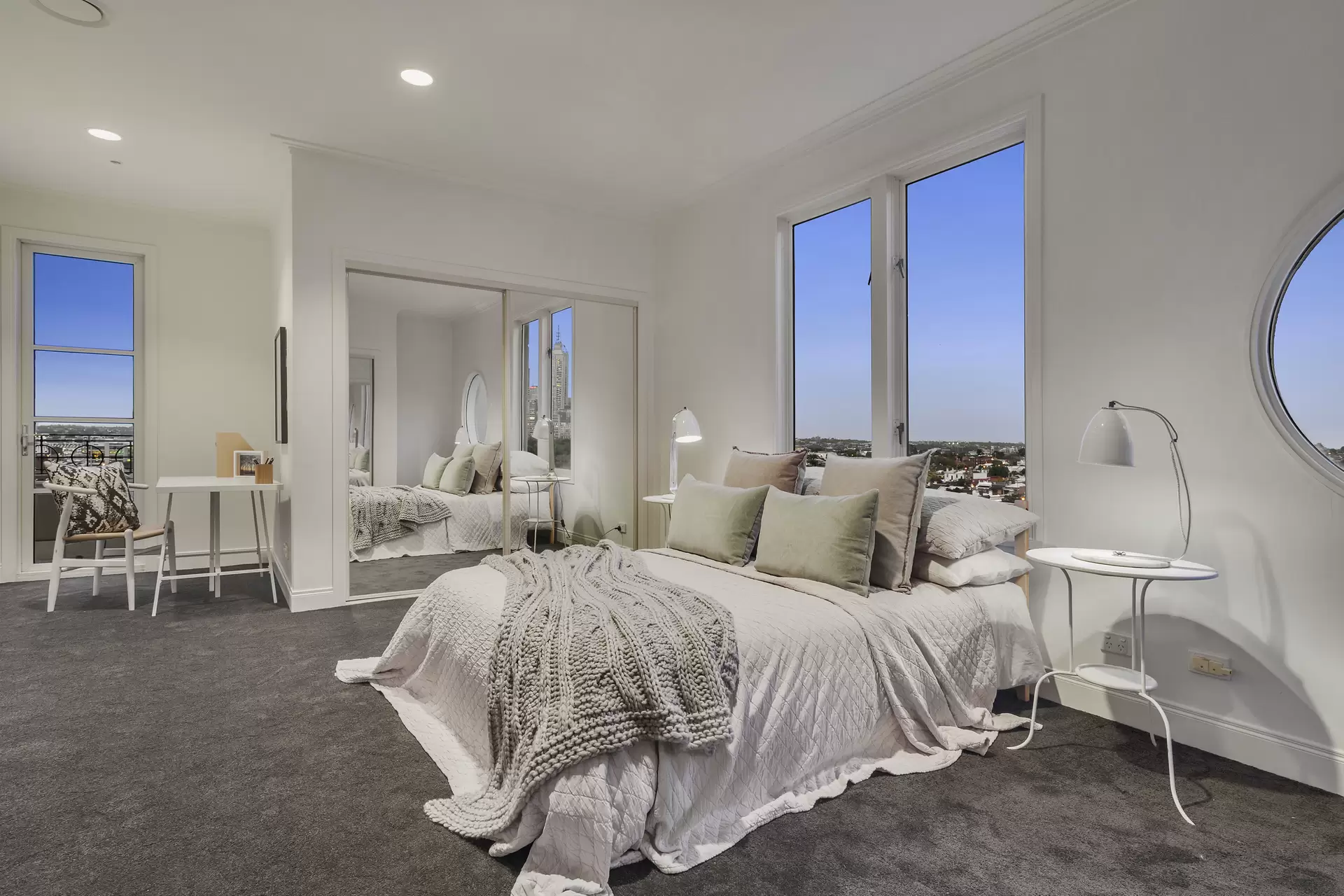 73/190 Albert Street, East Melbourne Leased by Harcourts Melbourne City - image 1