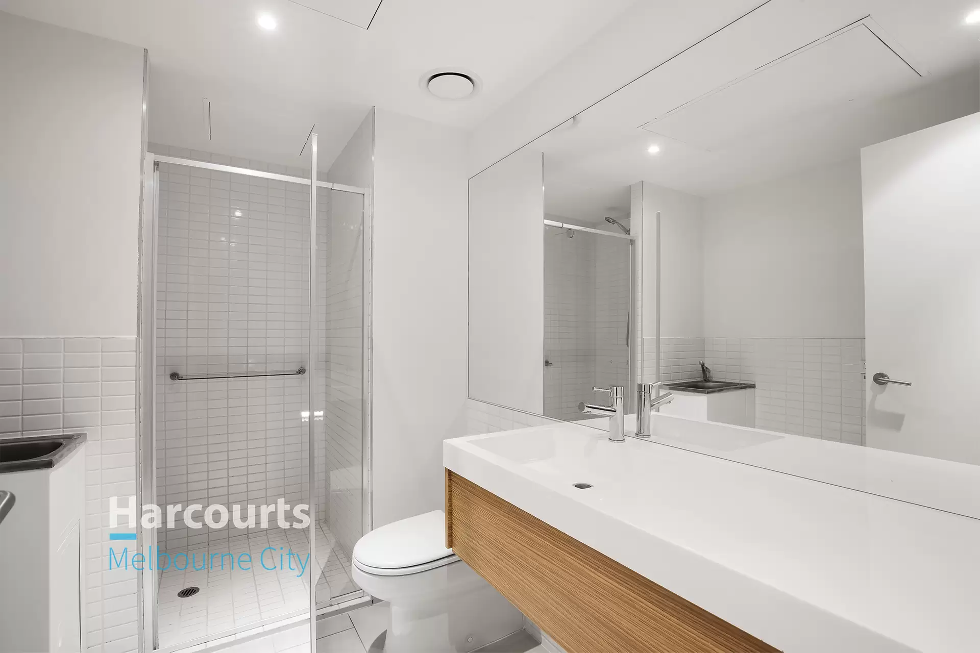 1207/555 Flinders Street, Melbourne Leased by Harcourts Melbourne City - image 1