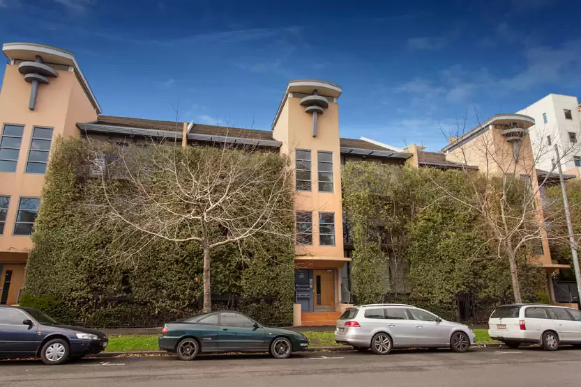 2/93 Dodds Street, Southbank Leased by Harcourts Melbourne City - image 3