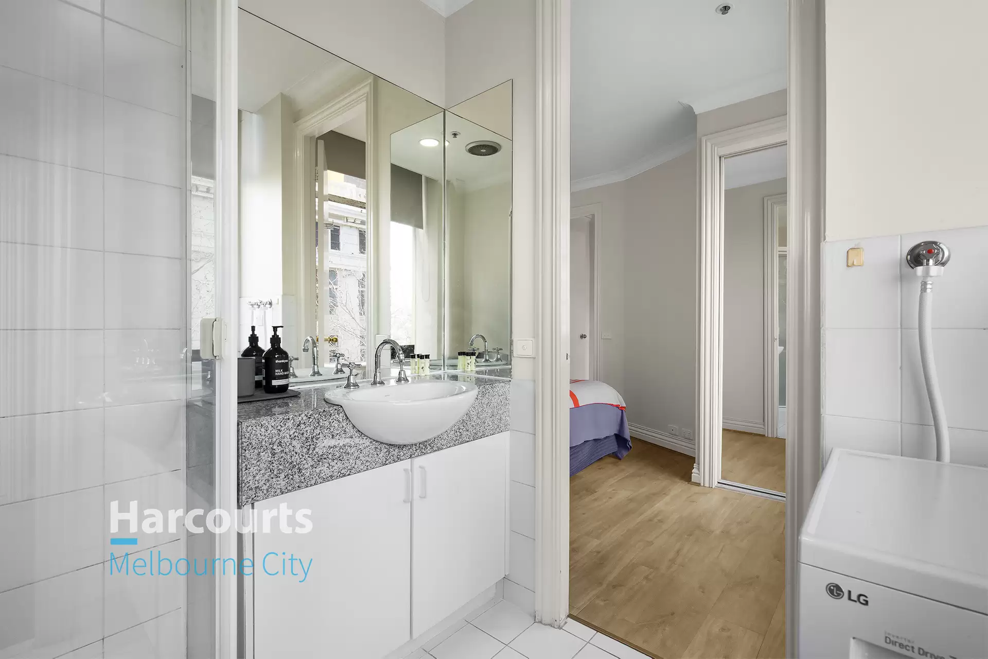 33/1 Exhibition Street, Melbourne Leased by Harcourts Melbourne City - image 1