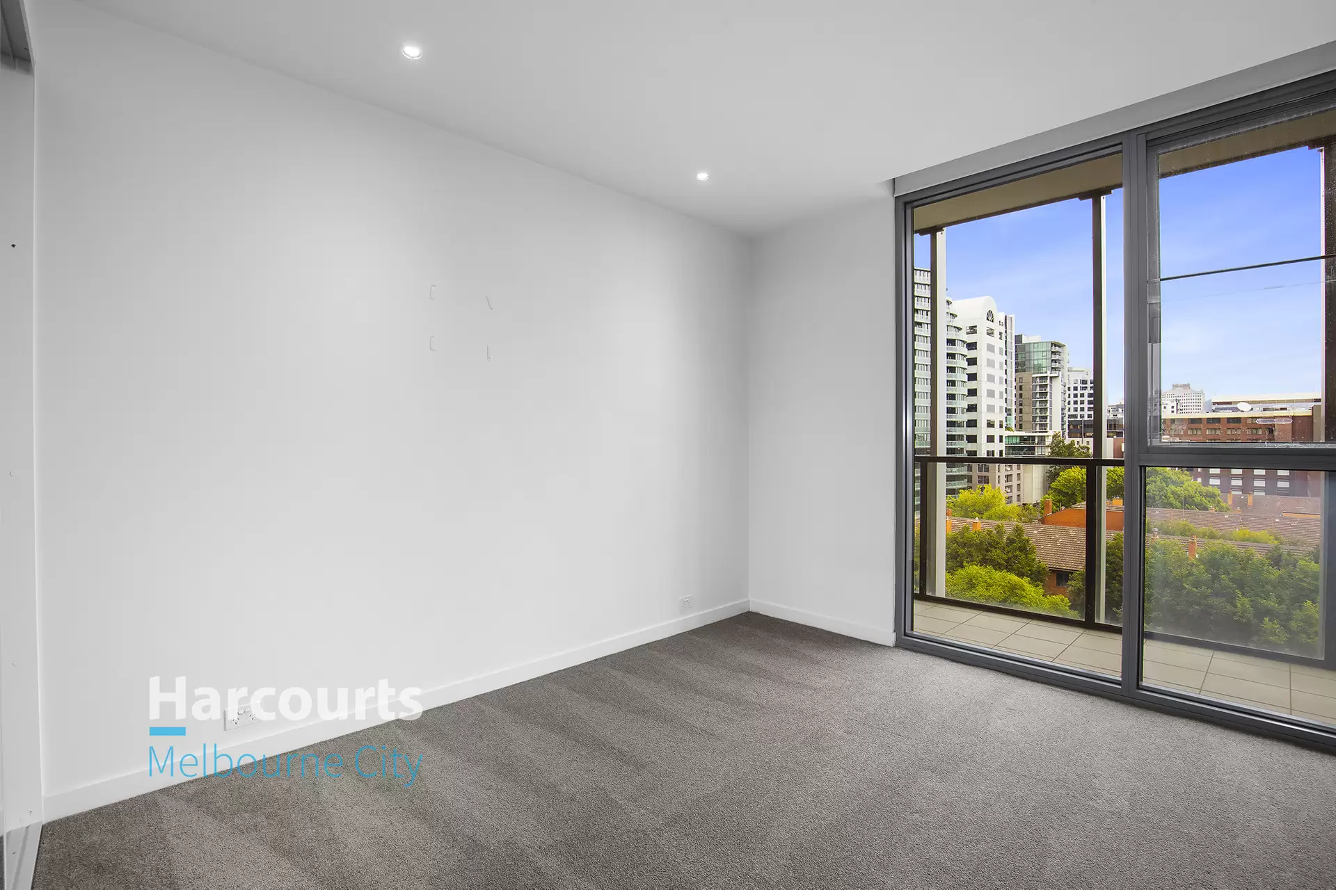 611/55 Queens Road, Melbourne Leased by Harcourts Melbourne City - image 1