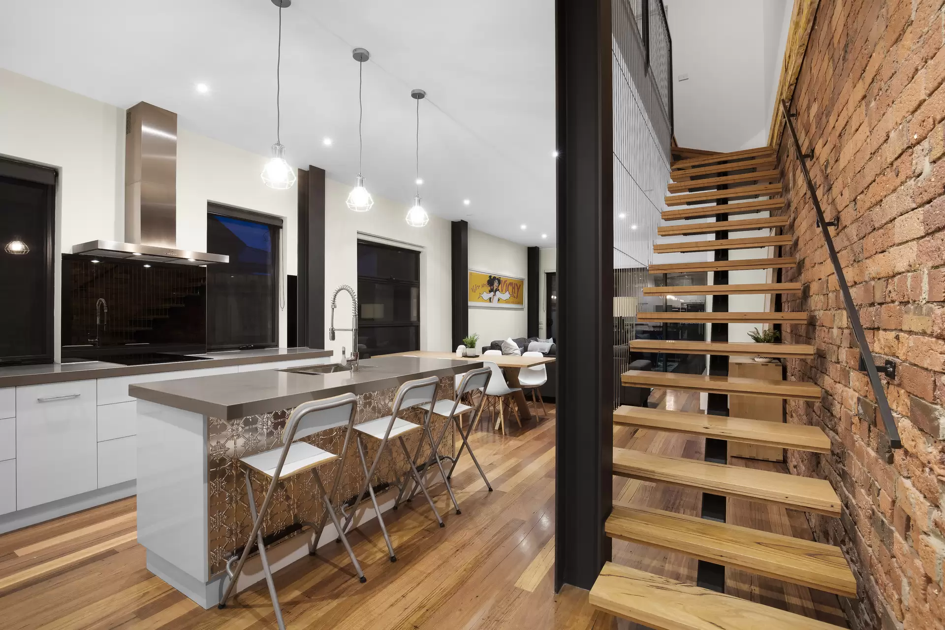 40 Victoria Street, Windsor Leased by Harcourts Melbourne City - image 1