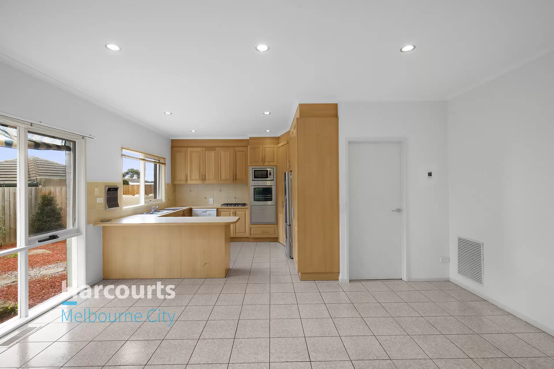 4/51-53 Glen Iris Road, Glen Iris Leased by Harcourts Melbourne City - image 1