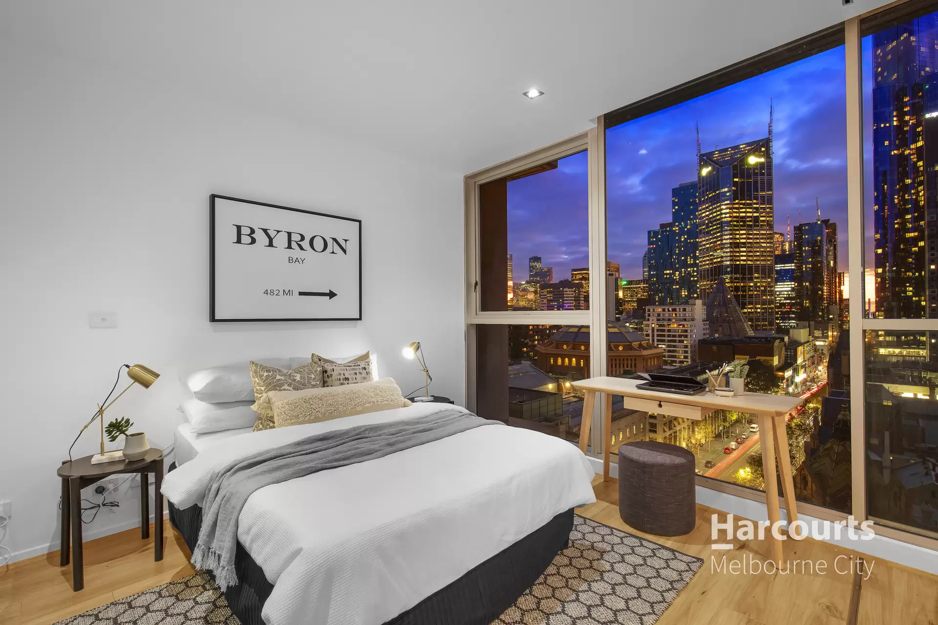1008/68 La Trobe Street, Melbourne Sold by Harcourts Melbourne City - image 1