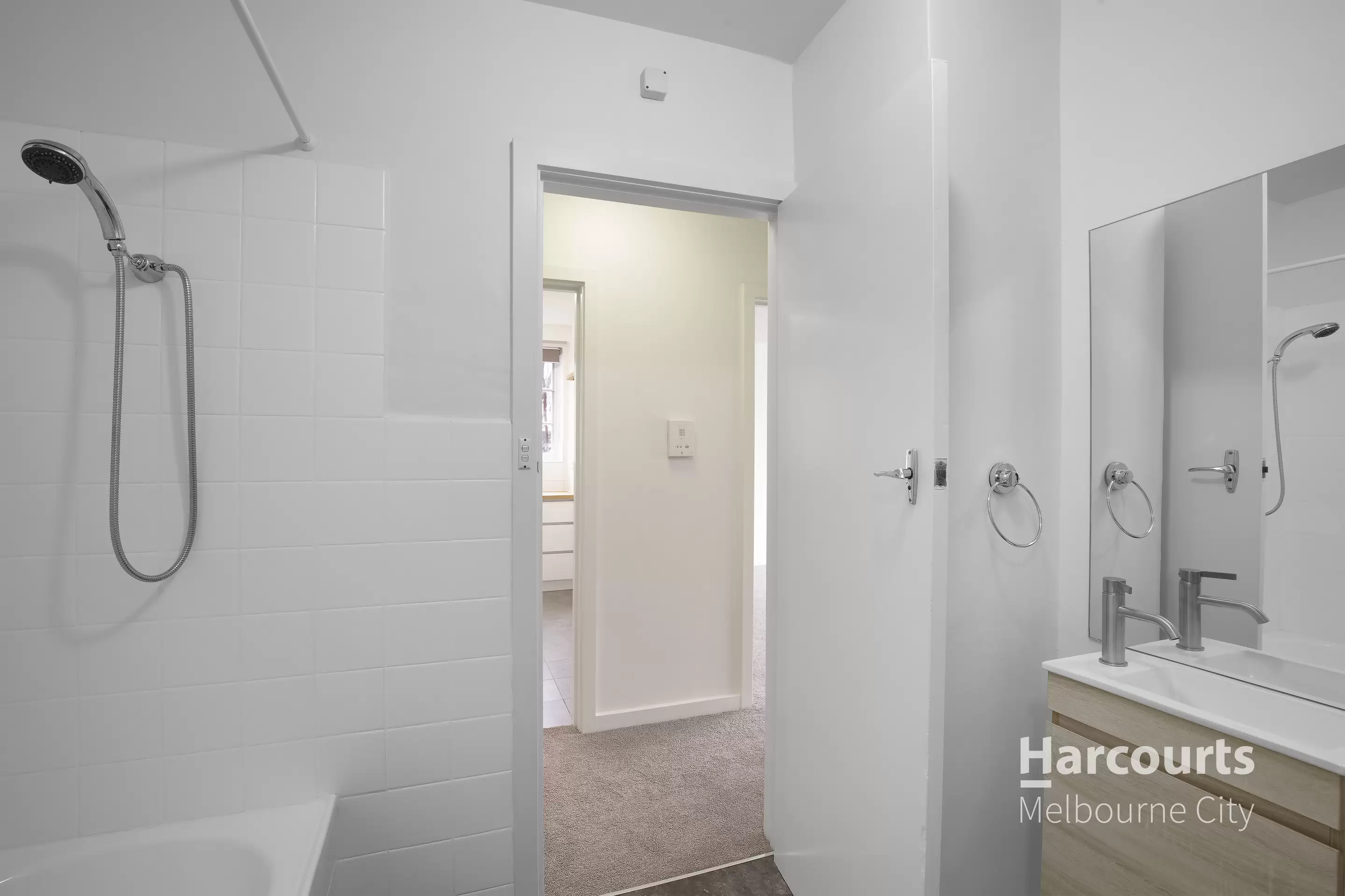 13/86 Hotham Street, East Melbourne Leased by Harcourts Melbourne City - image 7