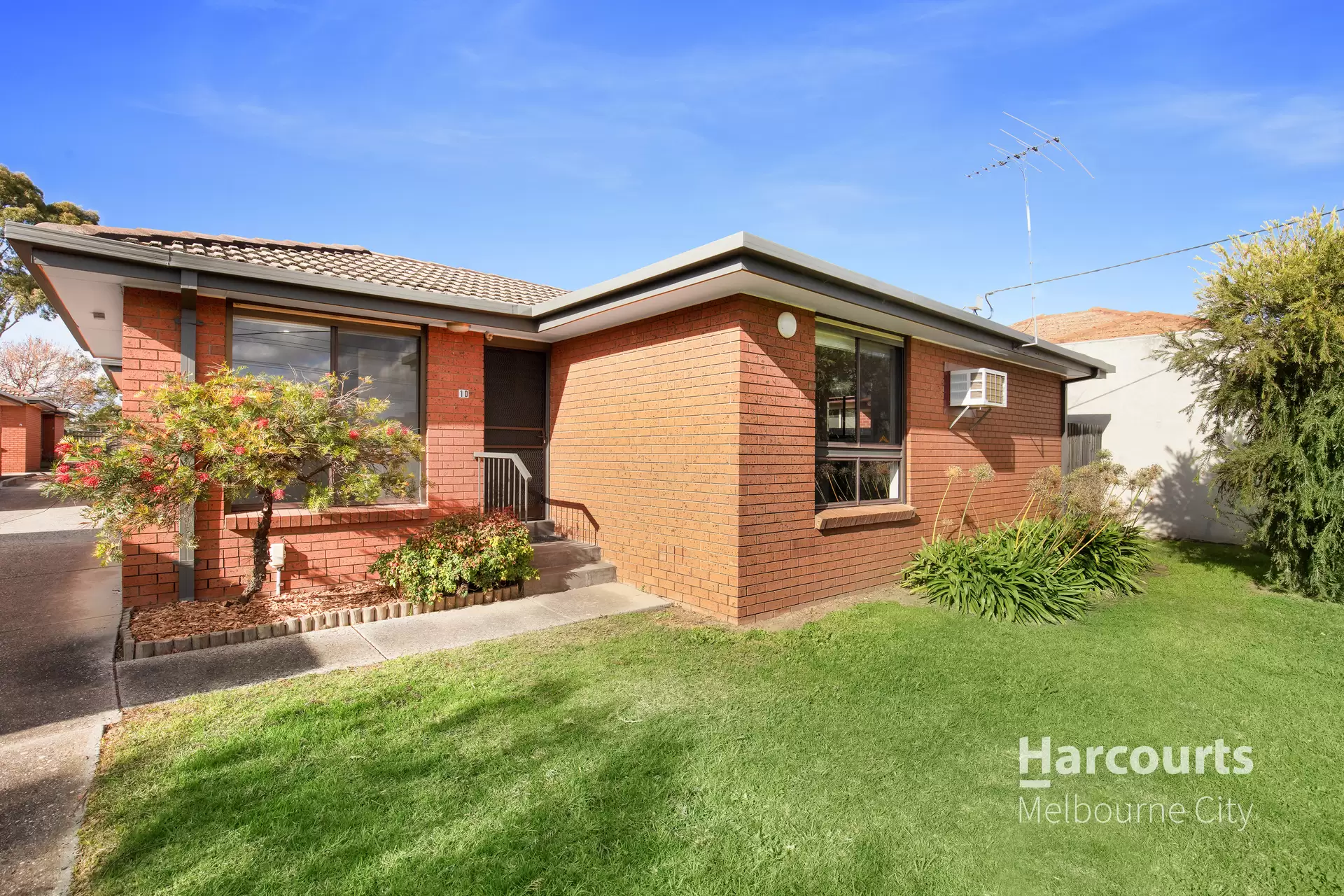 10/18-20 Mclean Street, Brunswick West Leased by Harcourts Melbourne City - image 1