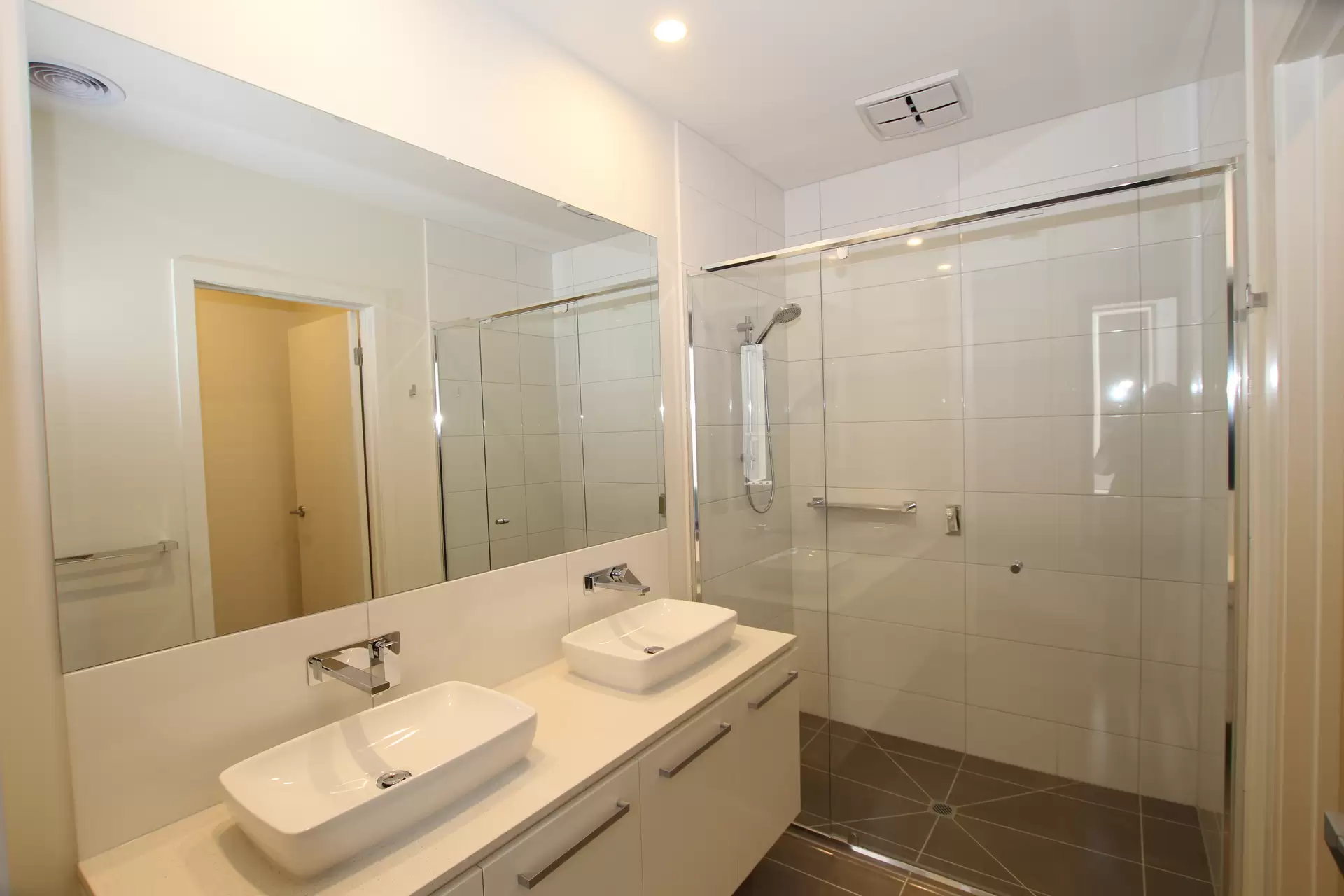 9/1 Barr Street, Brighton East Leased by Harcourts Melbourne City - image 1