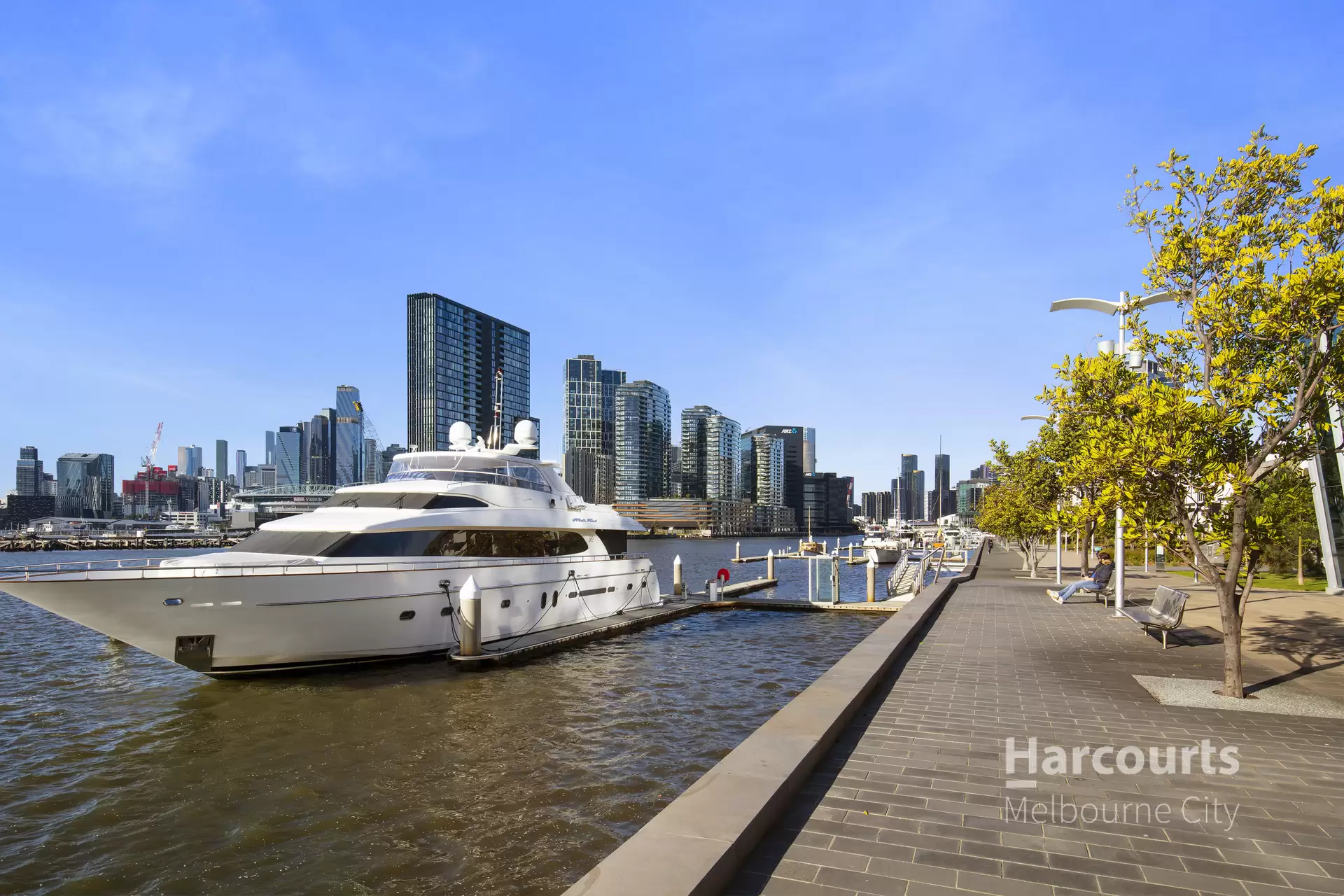 2.02/162 Lorimer Street, Docklands Leased by Harcourts Melbourne City - image 1