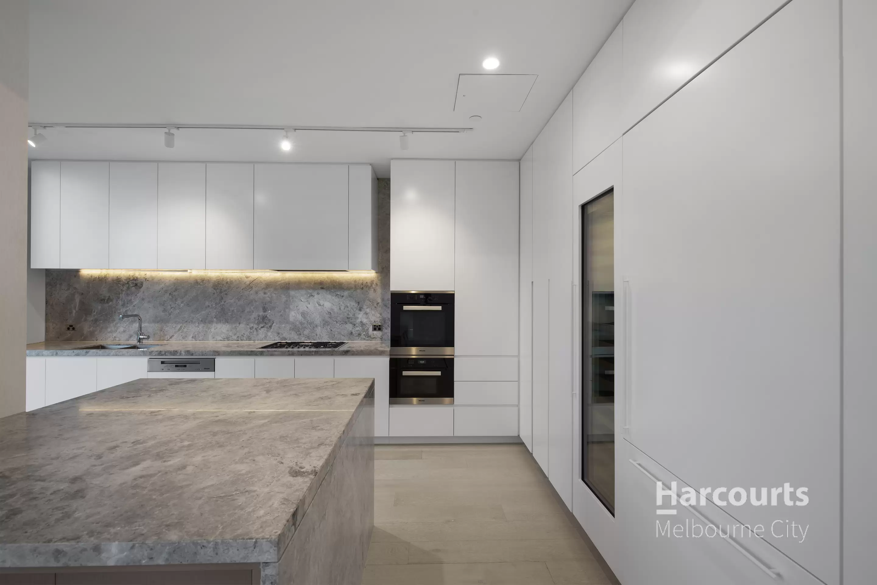 7001/160 Victoria Street, Carlton Leased by Harcourts Melbourne City - image 8