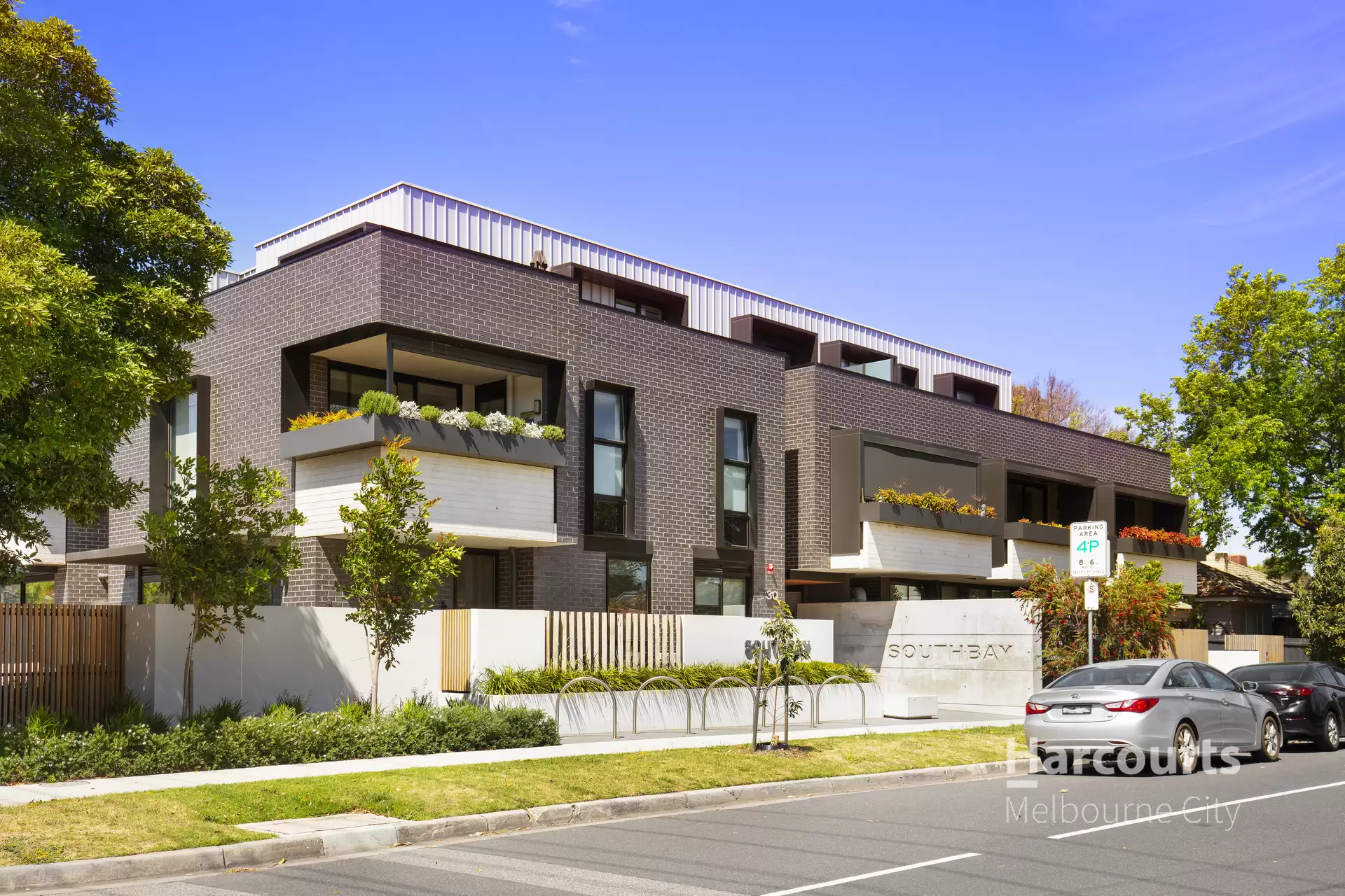 6/30 Munro Avenue, Cheltenham Leased by Harcourts Melbourne City - image 1