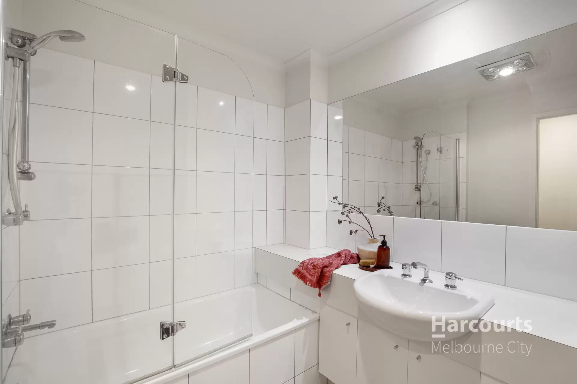 27/161 Sturt Street, Southbank Leased by Harcourts Melbourne City - image 1