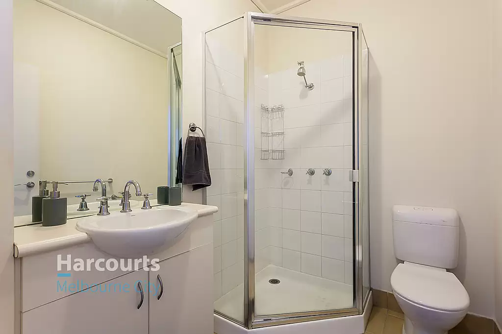 2405/570 Lygon Street, Carlton Leased by Harcourts Melbourne City - image 7