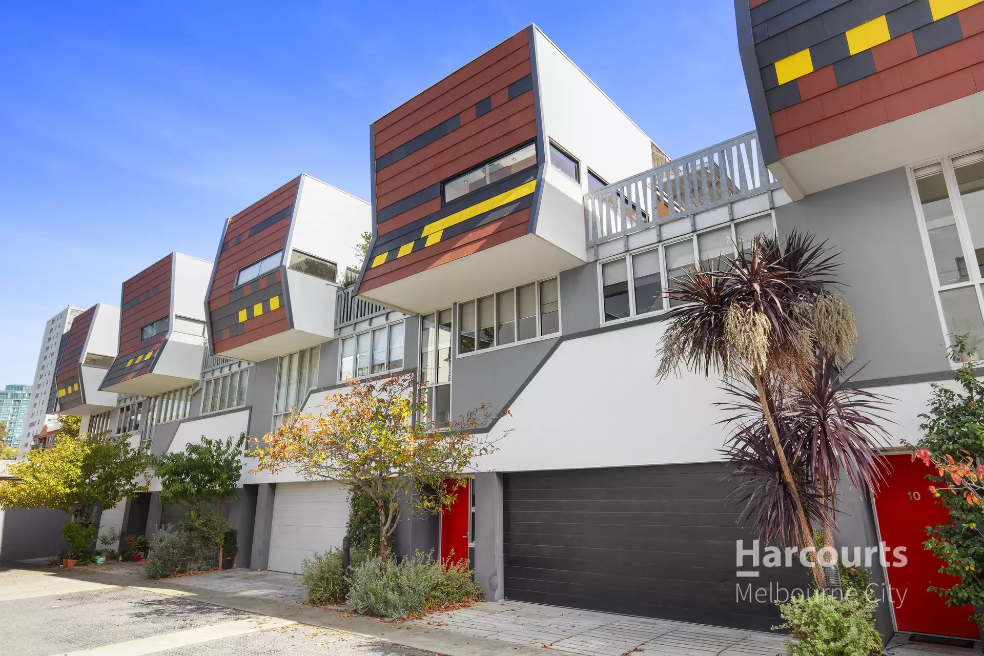8 Mark Street, North Melbourne Leased by Harcourts Melbourne City - image 1