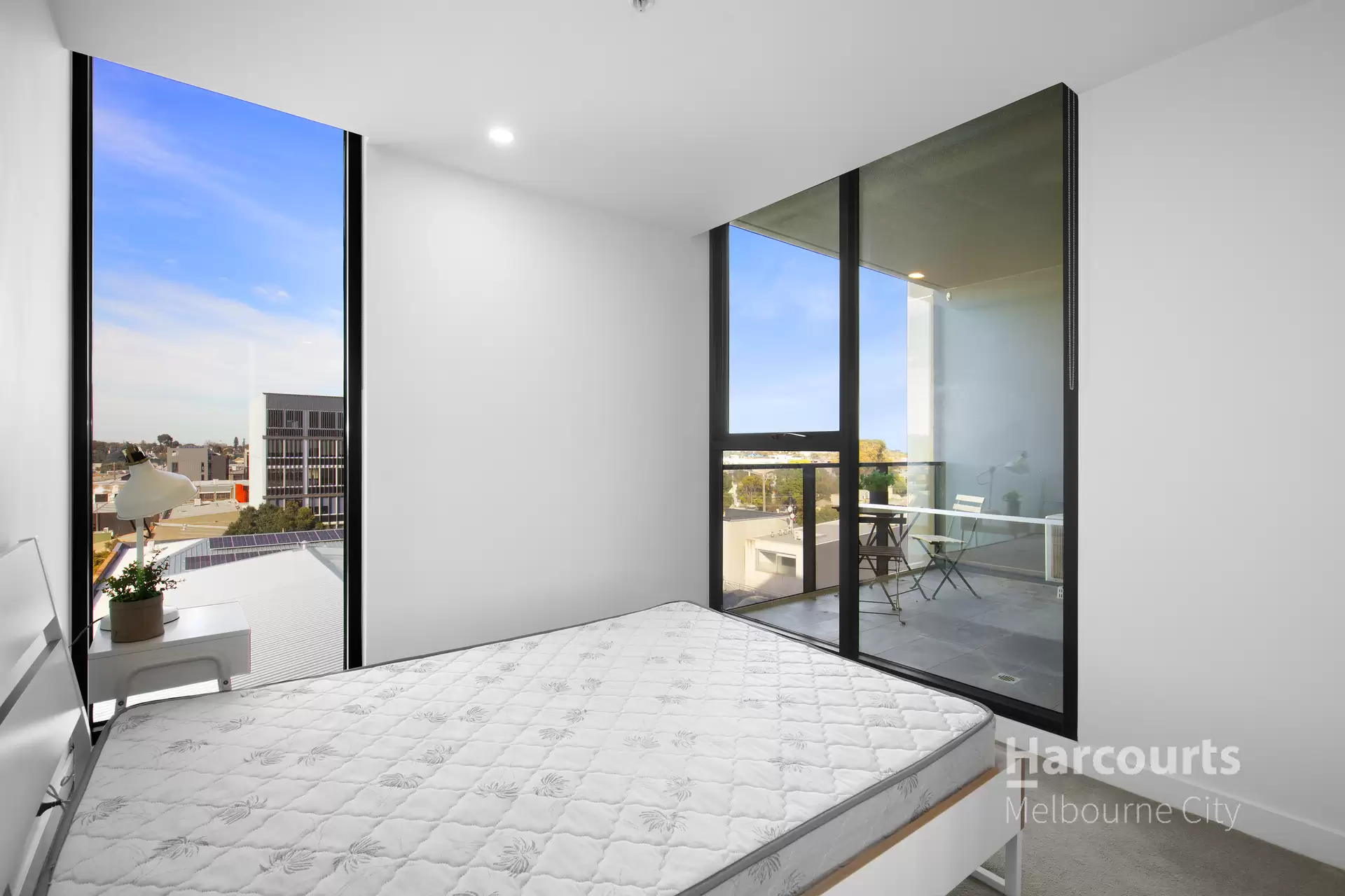 401/165 Gladstone Street, South Melbourne Leased by Harcourts Melbourne City - image 1